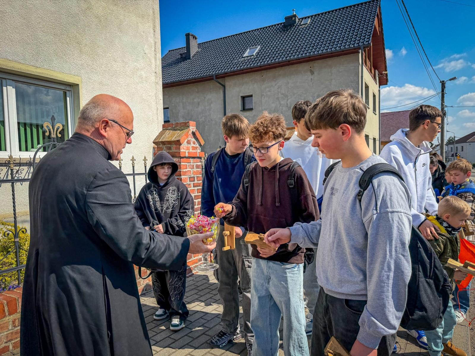Zdjęcie w galerii na portalu naszraciborz.pl: Wiosenno-wielkanocne tradycje w Pietraszynie, Borucinie i Sudole wciąż żywe wiadomości z regionu