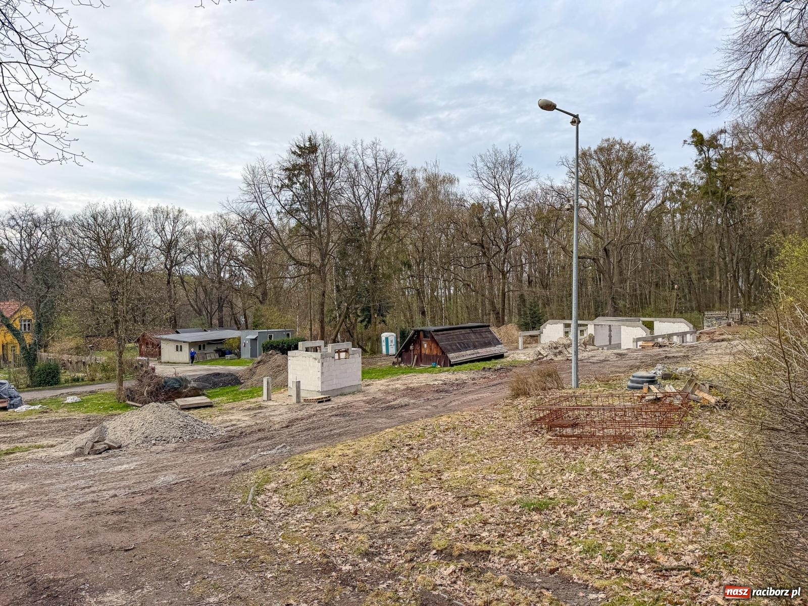 Zdjęcie w galerii na portalu naszraciborz.pl: Tak zmienia się raciborskie zoo. Nowy zwierzyniec gotowy jesienią wiadomości z regionu