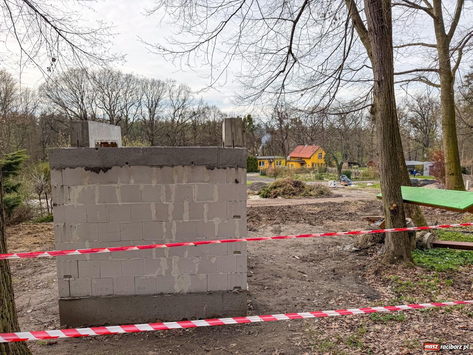 Zdjęcie w galerii na portalu naszraciborz.pl: Tak zmienia się raciborskie zoo. Nowy zwierzyniec gotowy jesienią wiadomości z regionu