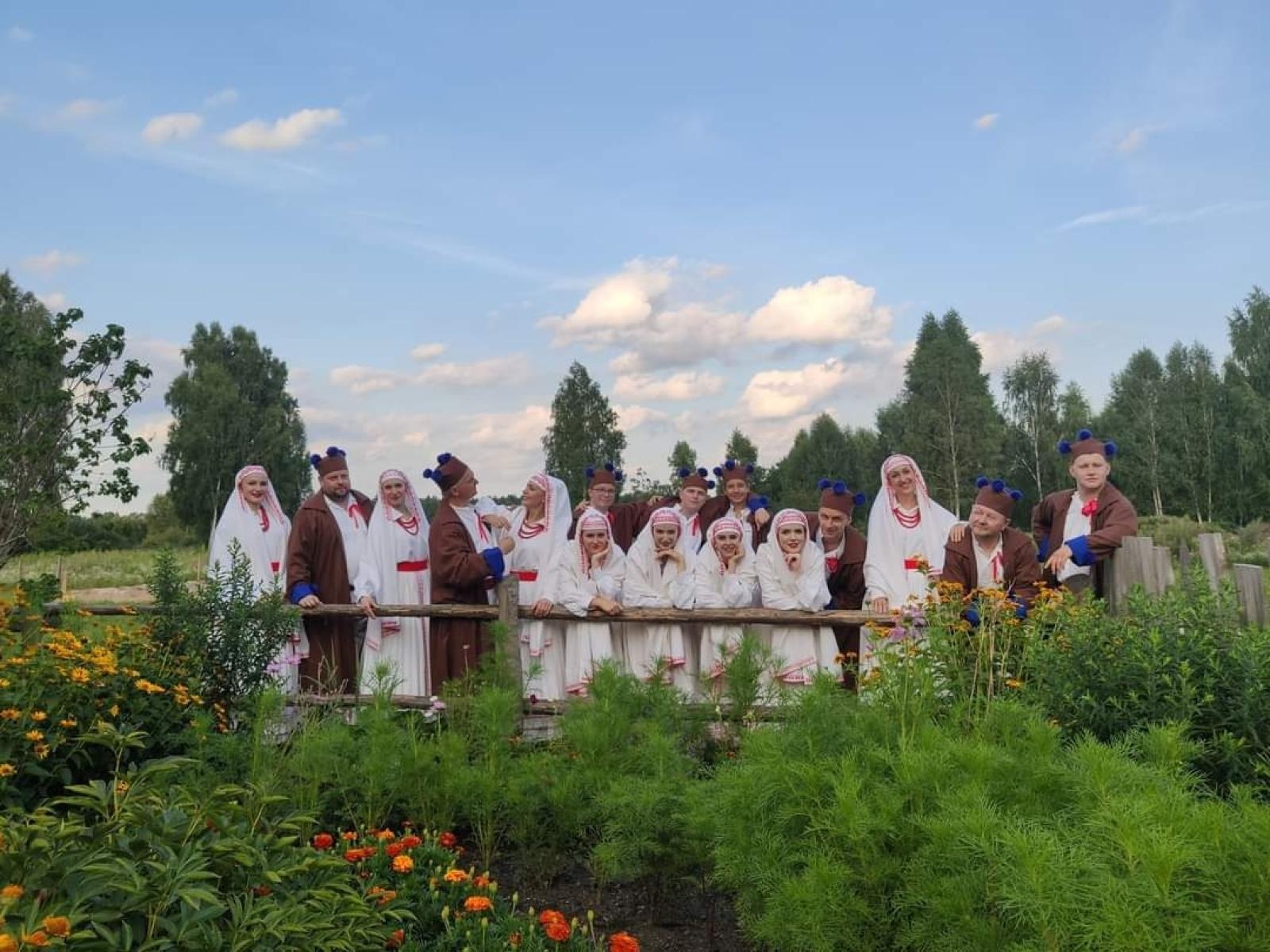 Zdjęcie w galerii na portalu naszraciborz.pl: Taneczna podróż przez siedem regionów Polski wiadomości z regionu