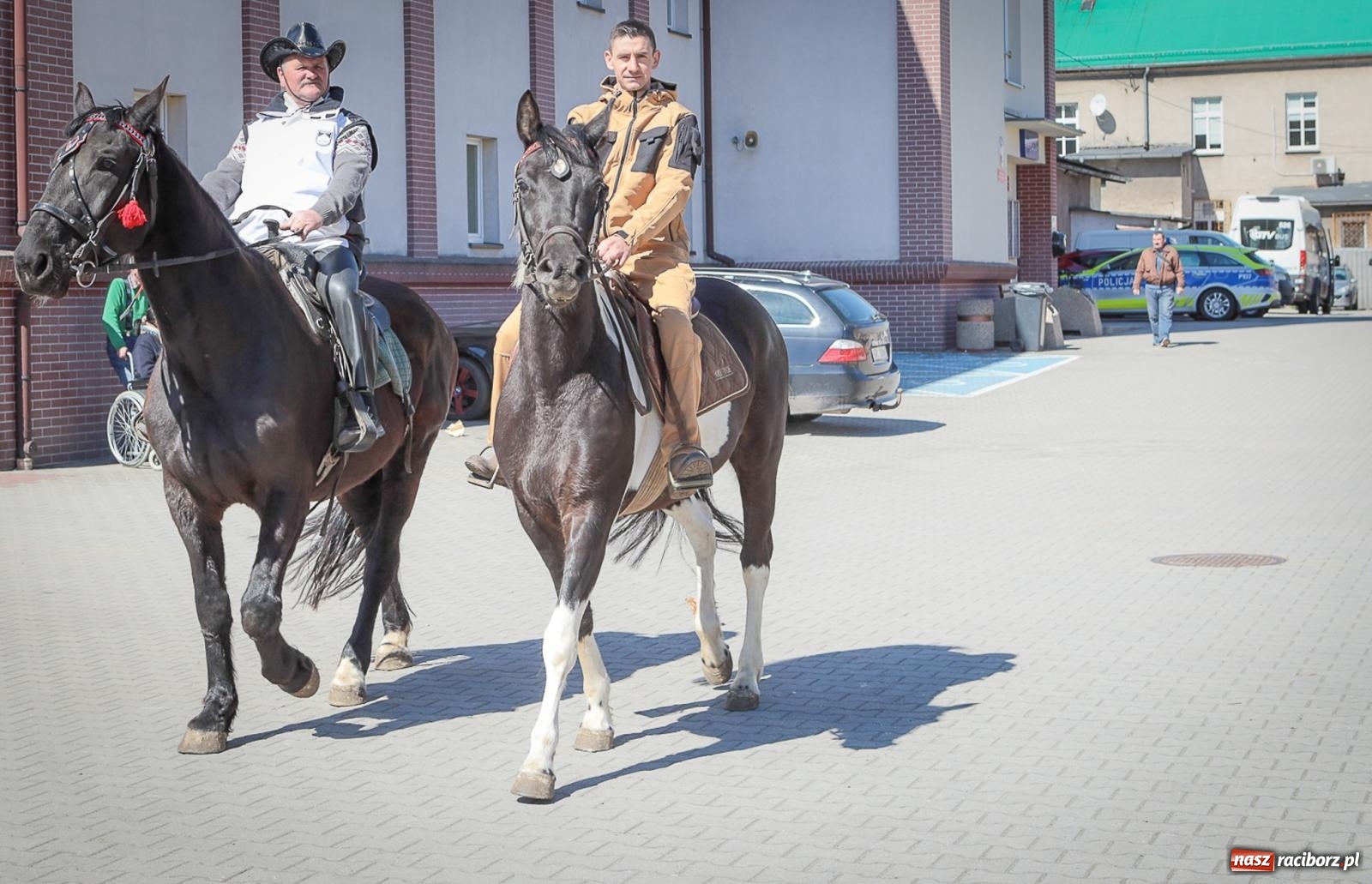 Zdjęcie w galerii na portalu naszraciborz.pl: Wielkanocny objazd pól w powiecie raciborskim [BIEŃKOWICE, PIETROWICE WLK., SUDÓŁ] wiadomości z regionu