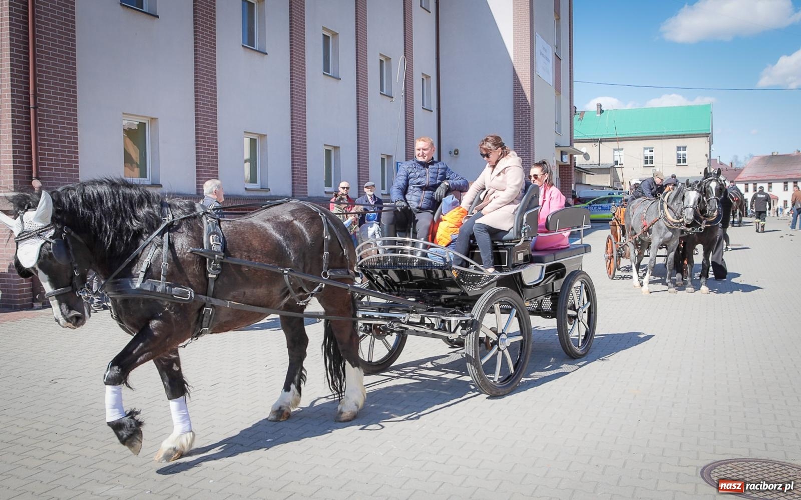 Zdjęcie w galerii na portalu naszraciborz.pl: Wielkanocny objazd pól w powiecie raciborskim [BIEŃKOWICE, PIETROWICE WLK., SUDÓŁ] wiadomości z regionu