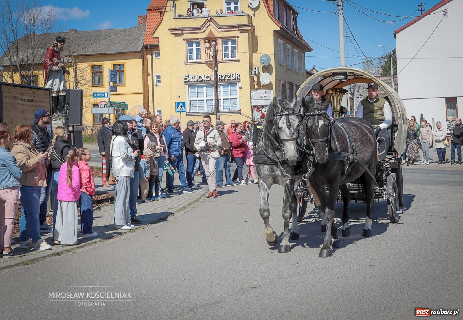 Zdjęcie w galerii na portalu naszraciborz.pl: Wielkanocny objazd pól w powiecie raciborskim [BIEŃKOWICE, PIETROWICE WLK., SUDÓŁ] wiadomości z regionu