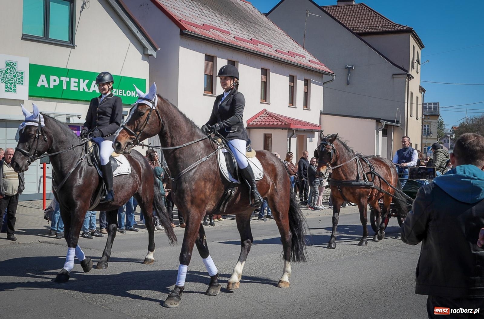 Zdjęcie w galerii na portalu naszraciborz.pl: Wielkanocny objazd pól w powiecie raciborskim [BIEŃKOWICE, PIETROWICE WLK., SUDÓŁ] wiadomości z regionu