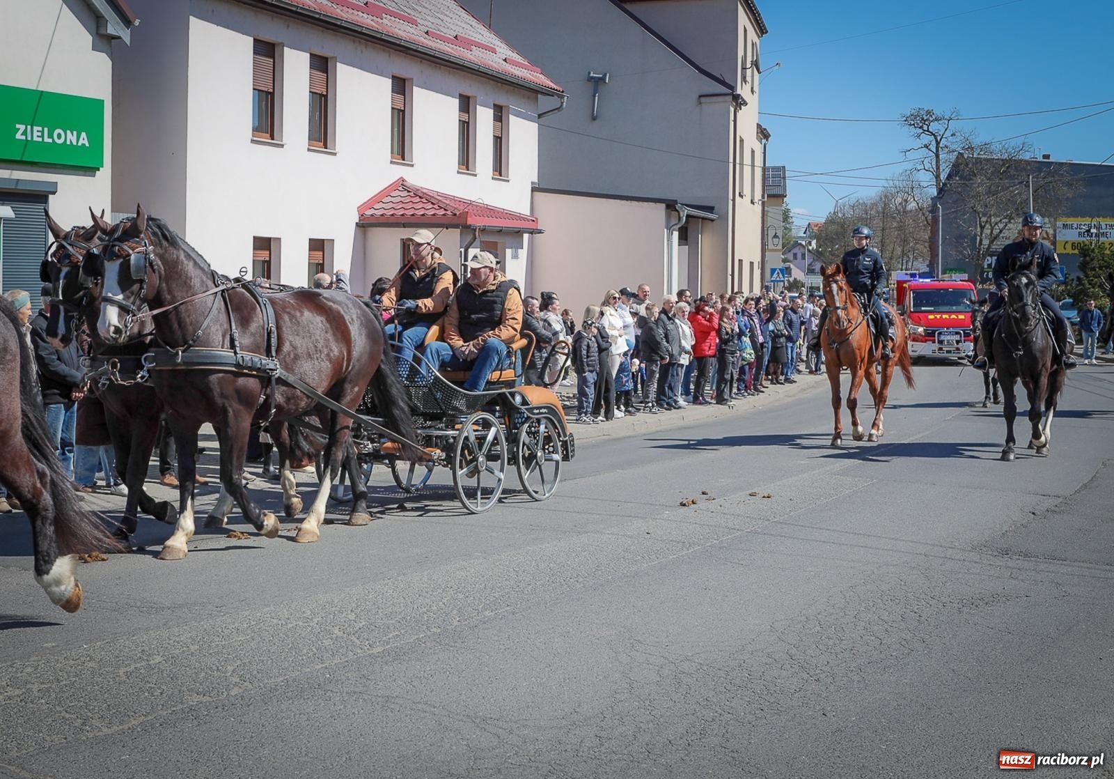 Zdjęcie w galerii na portalu naszraciborz.pl: Wielkanocny objazd pól w powiecie raciborskim [BIEŃKOWICE, PIETROWICE WLK., SUDÓŁ] wiadomości z regionu