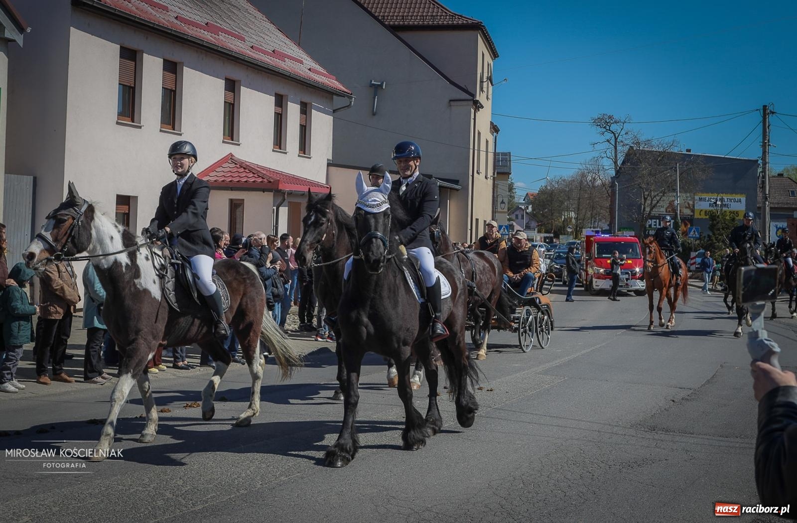 Zdjęcie w galerii na portalu naszraciborz.pl: Wielkanocny objazd pól w powiecie raciborskim [BIEŃKOWICE, PIETROWICE WLK., SUDÓŁ] wiadomości z regionu