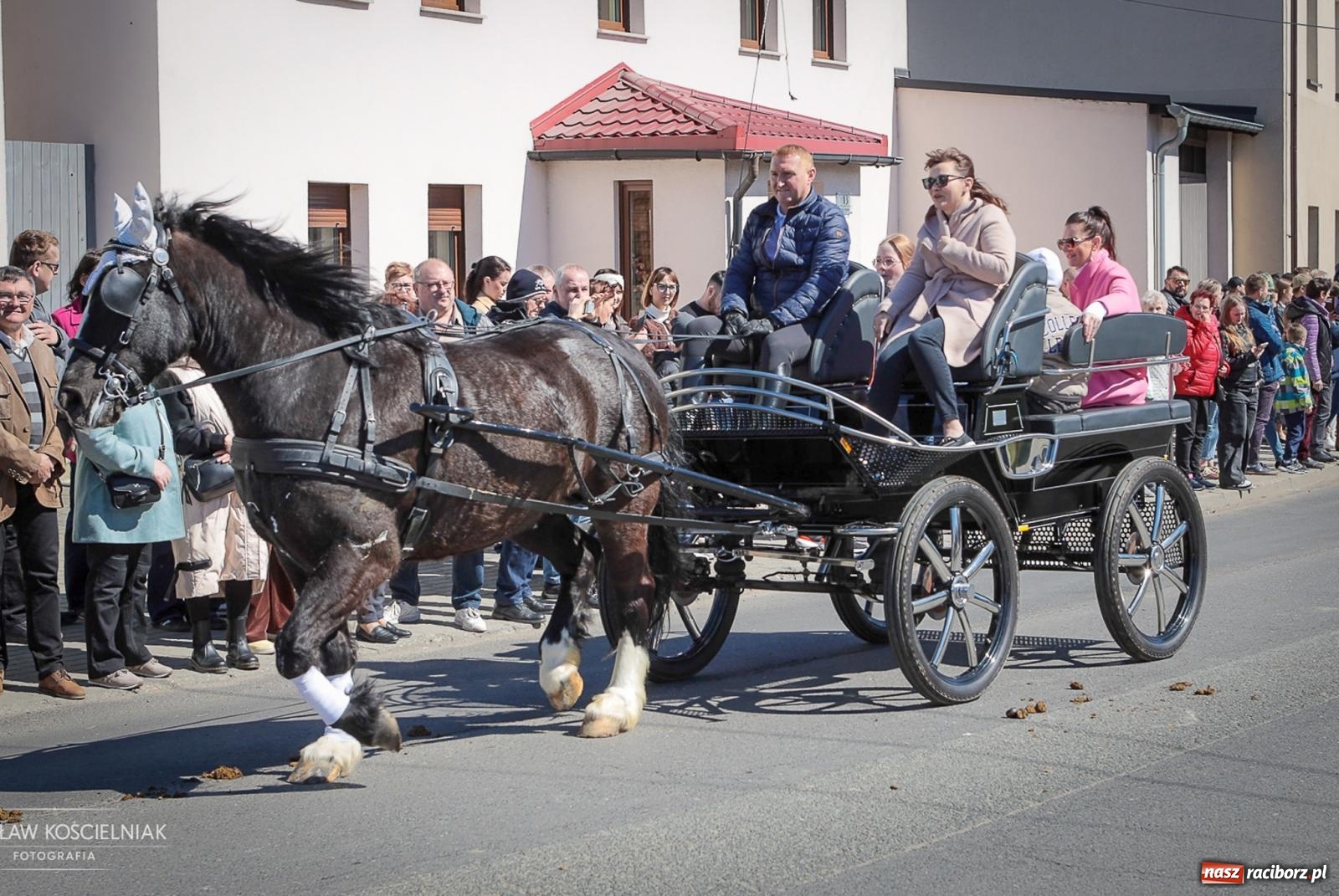 Zdjęcie w galerii na portalu naszraciborz.pl: Wielkanocny objazd pól w powiecie raciborskim [BIEŃKOWICE, PIETROWICE WLK., SUDÓŁ] wiadomości z regionu