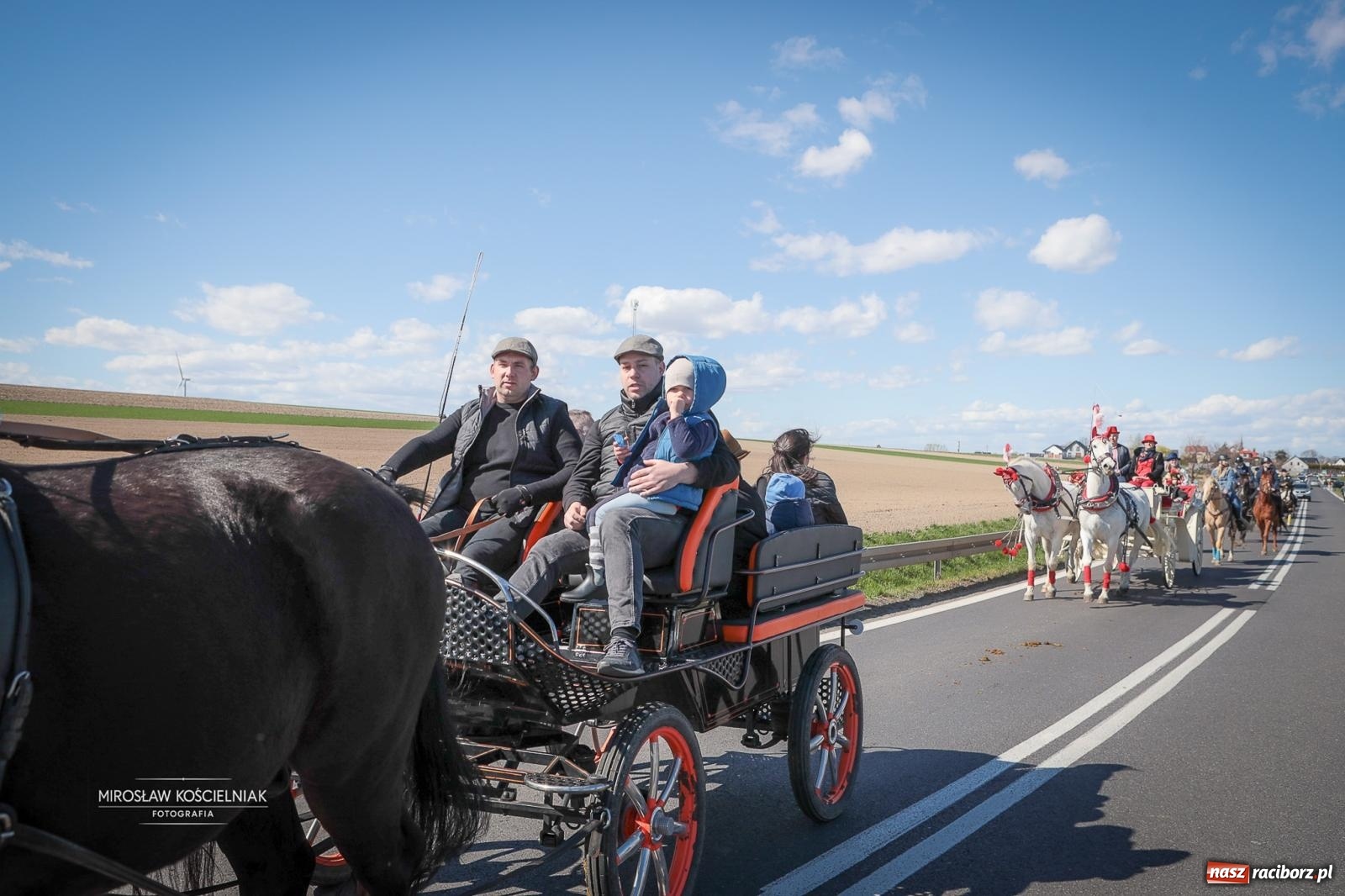 Zdjęcie w galerii na portalu naszraciborz.pl: Wielkanocny objazd pól w powiecie raciborskim [BIEŃKOWICE, PIETROWICE WLK., SUDÓŁ] wiadomości z regionu