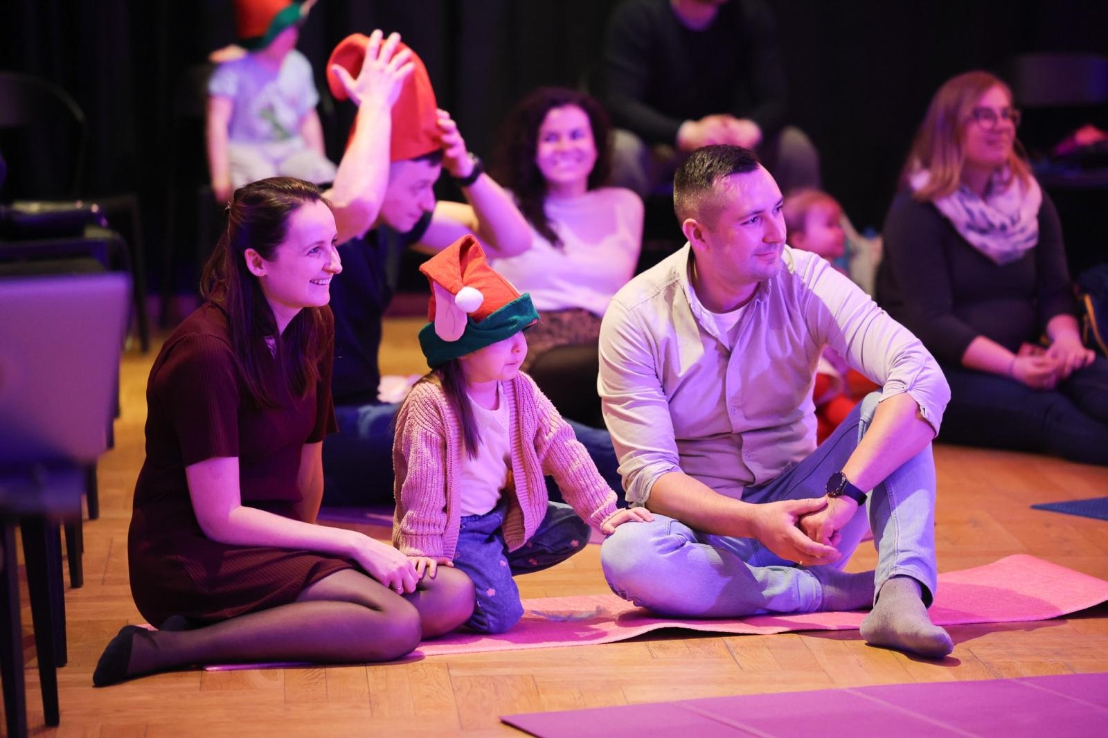 Zdjęcie w galerii na portalu naszraciborz.pl: Od Śnieżki po Kosmiczne Opowieści. Maluchy w krainie dźwięku zapraszają na koncert wiadomości z regionu