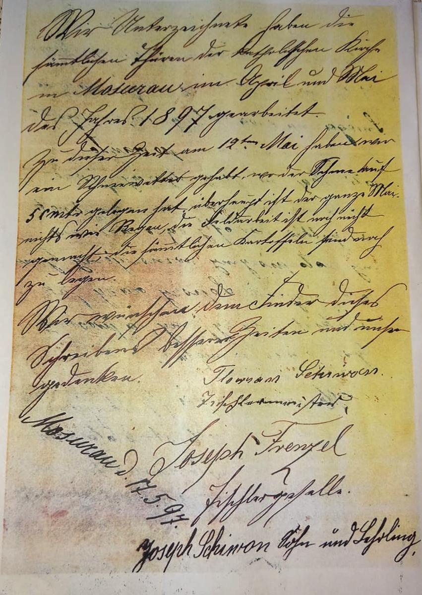 Zdjęcie w galerii na portalu naszraciborz.pl: Winszujemy tymu, coto znajdzie. Wyjątkowe odkrycie w kościele w Modzurowie wiadomości z regionu