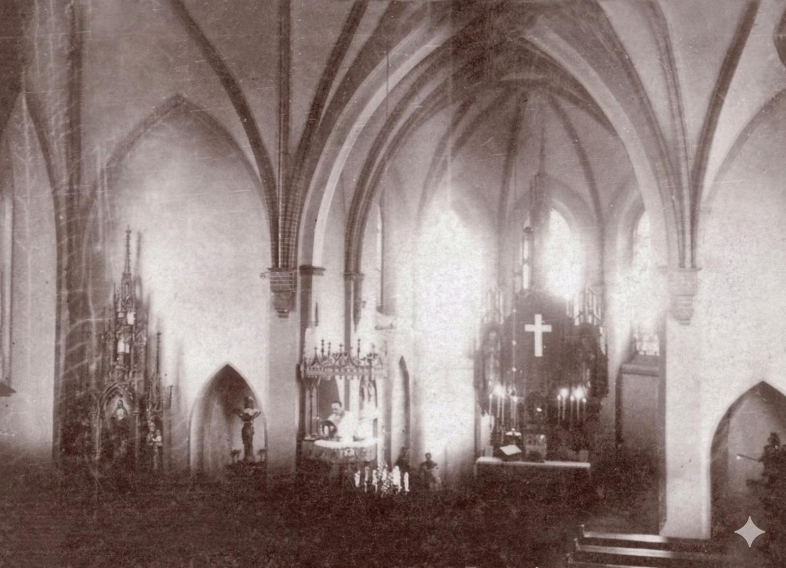 Zdjęcie w galerii na portalu naszraciborz.pl: Winszujemy tymu, coto znajdzie. Wyjątkowe odkrycie w kościele w Modzurowie wiadomości z regionu