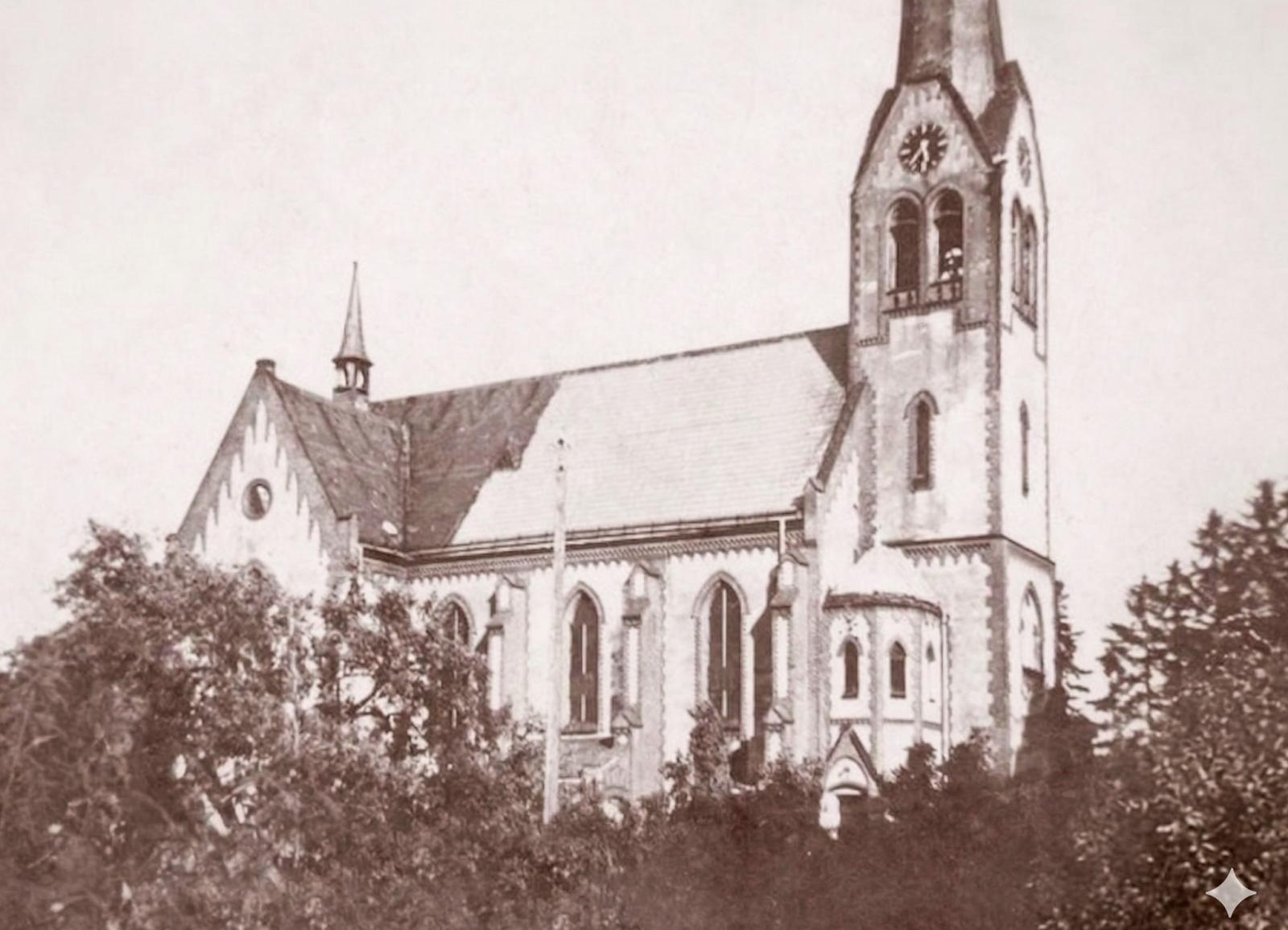 Zdjęcie w galerii na portalu naszraciborz.pl: Winszujemy tymu, coto znajdzie. Wyjątkowe odkrycie w kościele w Modzurowie wiadomości z regionu