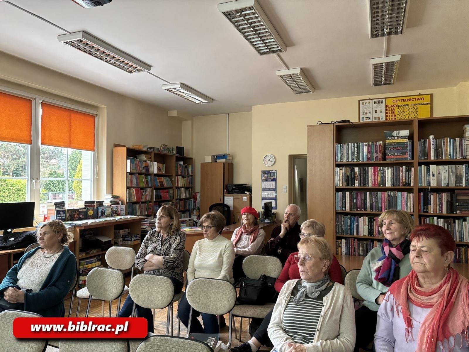 Zdjęcie w galerii na portalu naszraciborz.pl: Witalność Seniora. Spotkanie z Magdaleną Kopel w bibliotece w Ocicach wiadomości z regionu