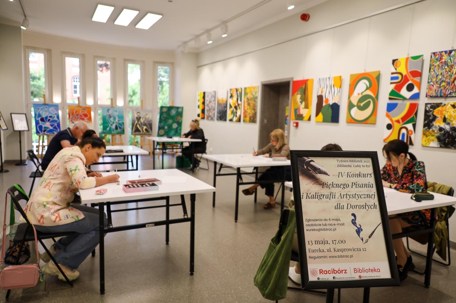 Zdjęcie w galerii na portalu naszraciborz.pl: Weź udział w V Konkursie Pięknego Pisania i Kaligrafii Artystycznej dla dorosłych  wiadomości z regionu