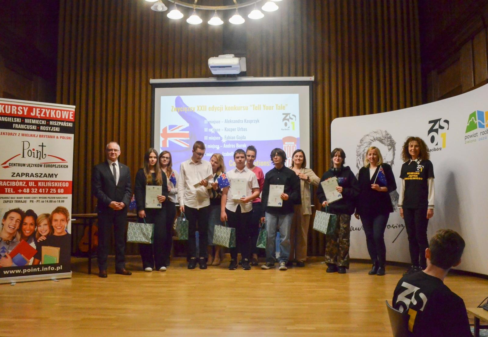 Zdjęcie w galerii na portalu naszraciborz.pl: Młodzi angliści zabłysnęli w Raciborzu – sukces Powiatowego Konkursu Języka Angielskiego Tell Your Tale wiadomości z regionu
