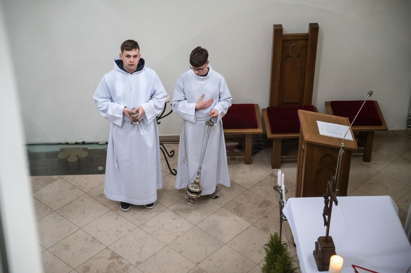 Zdjęcie w galerii na portalu naszraciborz.pl: Krzyżacy w Raciborzu. Msza św. w kaplicy zamkowej nawiązała do historii księcia Mieszka wiadomości z regionu