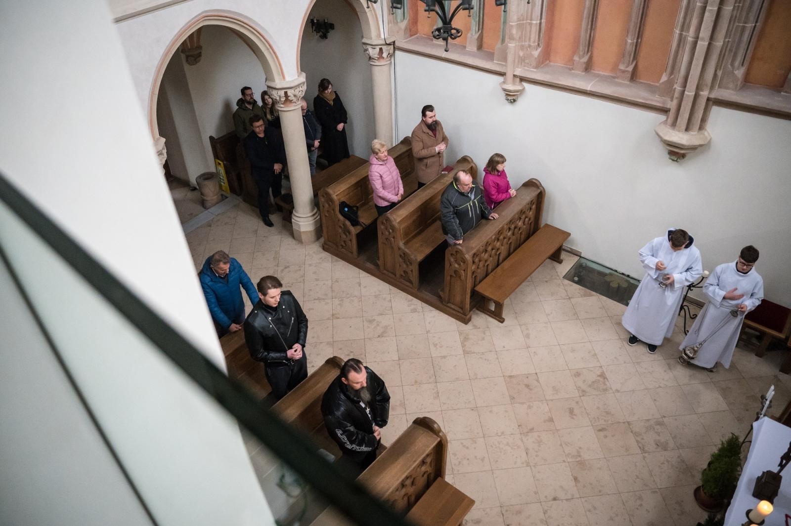 Zdjęcie w galerii na portalu naszraciborz.pl: Krzyżacy w Raciborzu. Msza św. w kaplicy zamkowej nawiązała do historii księcia Mieszka wiadomości z regionu