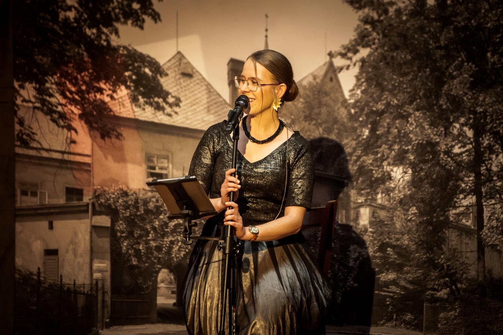 Zdjęcie w galerii na portalu naszraciborz.pl: Mroczne historie i muzyka filmowa na Zamku Piastowskim [FOTO i WIDEO] wiadomości z regionu