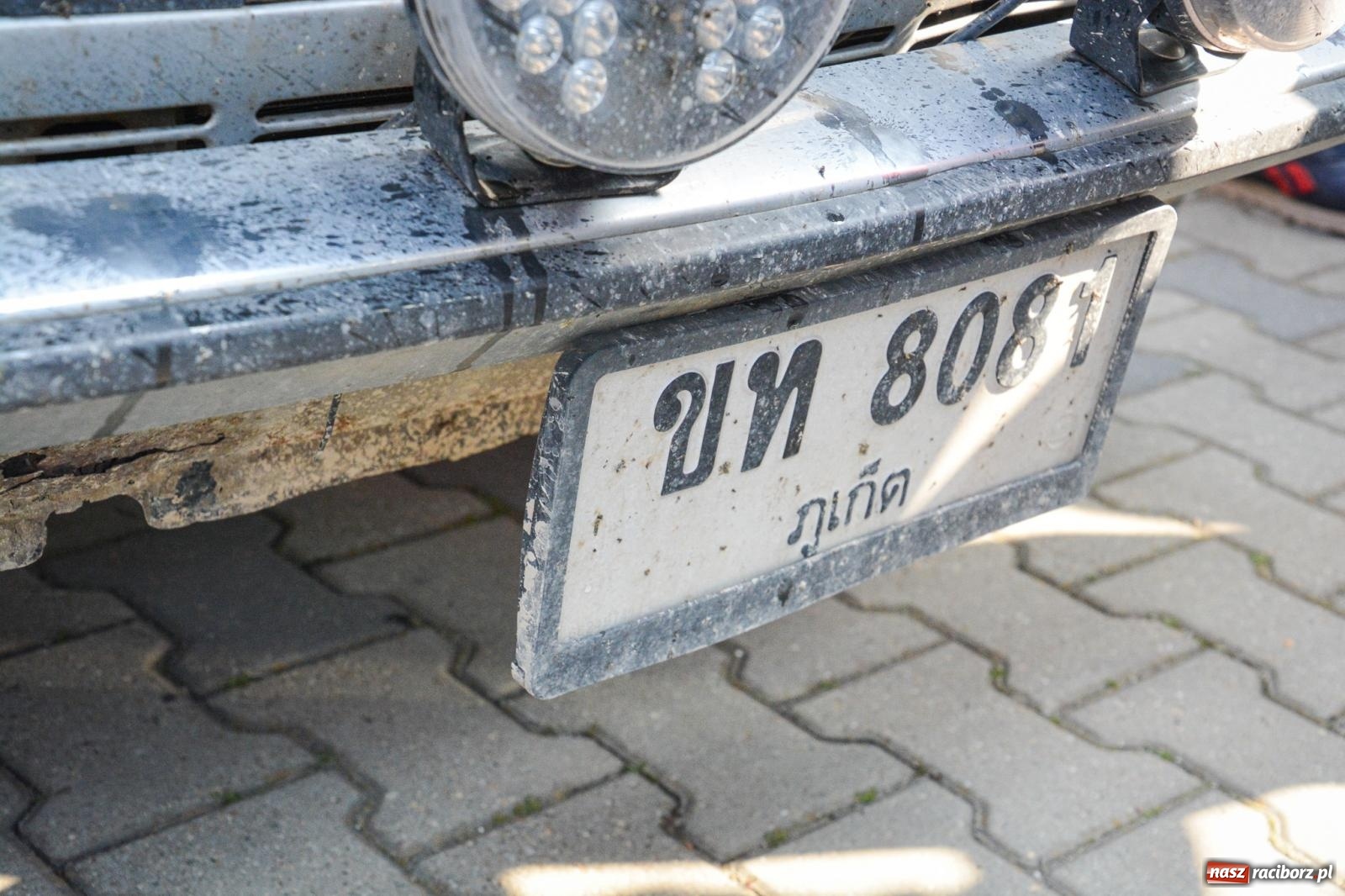 Zdjęcie w galerii na portalu naszraciborz.pl: Z Tajlandii do Chałupek: Kultowe Fiaty i Polonez tłumnie powitane w ojczyźnie [FOTO i WIDEO] wiadomości z regionu