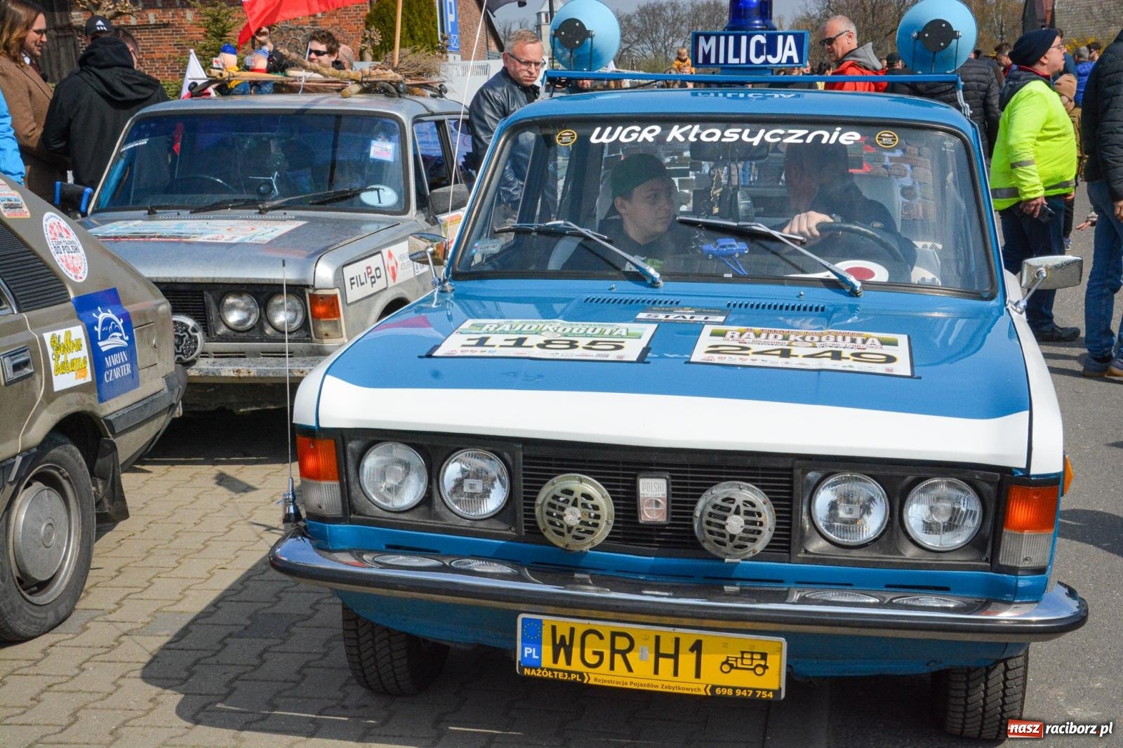 Zdjęcie w galerii na portalu naszraciborz.pl: Z Tajlandii do Chałupek: Kultowe Fiaty i Polonez tłumnie powitane w ojczyźnie [FOTO i WIDEO] wiadomości z regionu