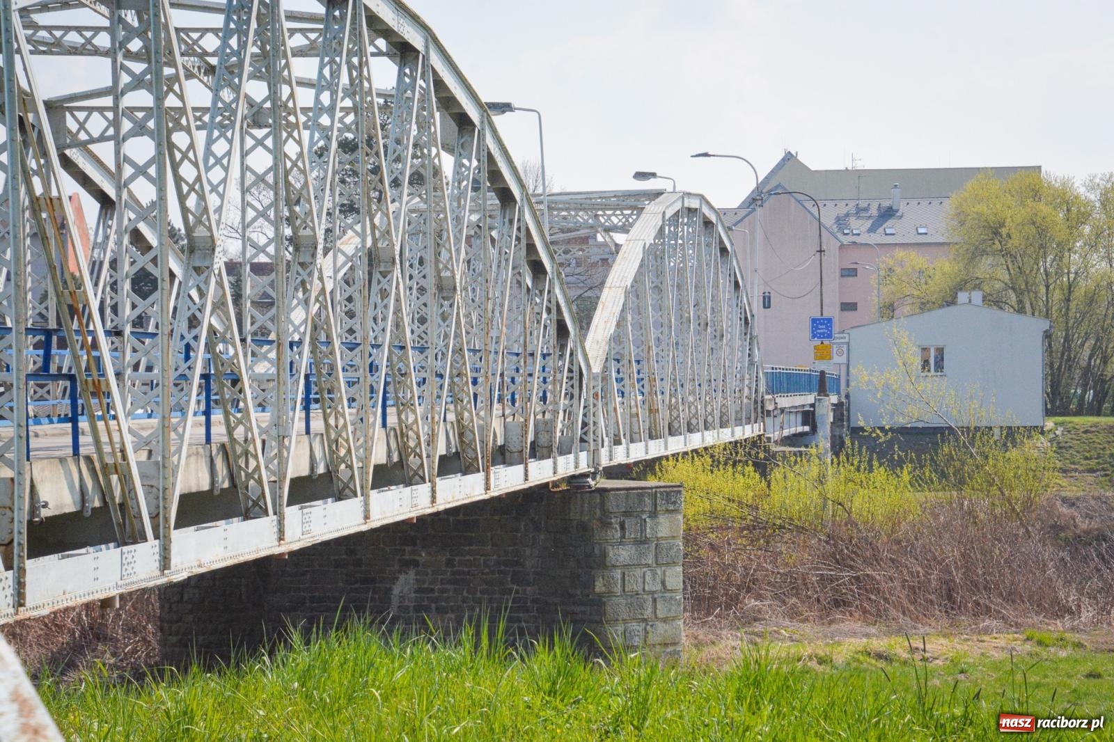 Zdjęcie w galerii na portalu naszraciborz.pl: Most Jubileuszowy w Chałupkach przejdzie kompleksową modernizację. Zabezpieczono środki z programu Interreg Czechy–Polska wiadomości z regionu