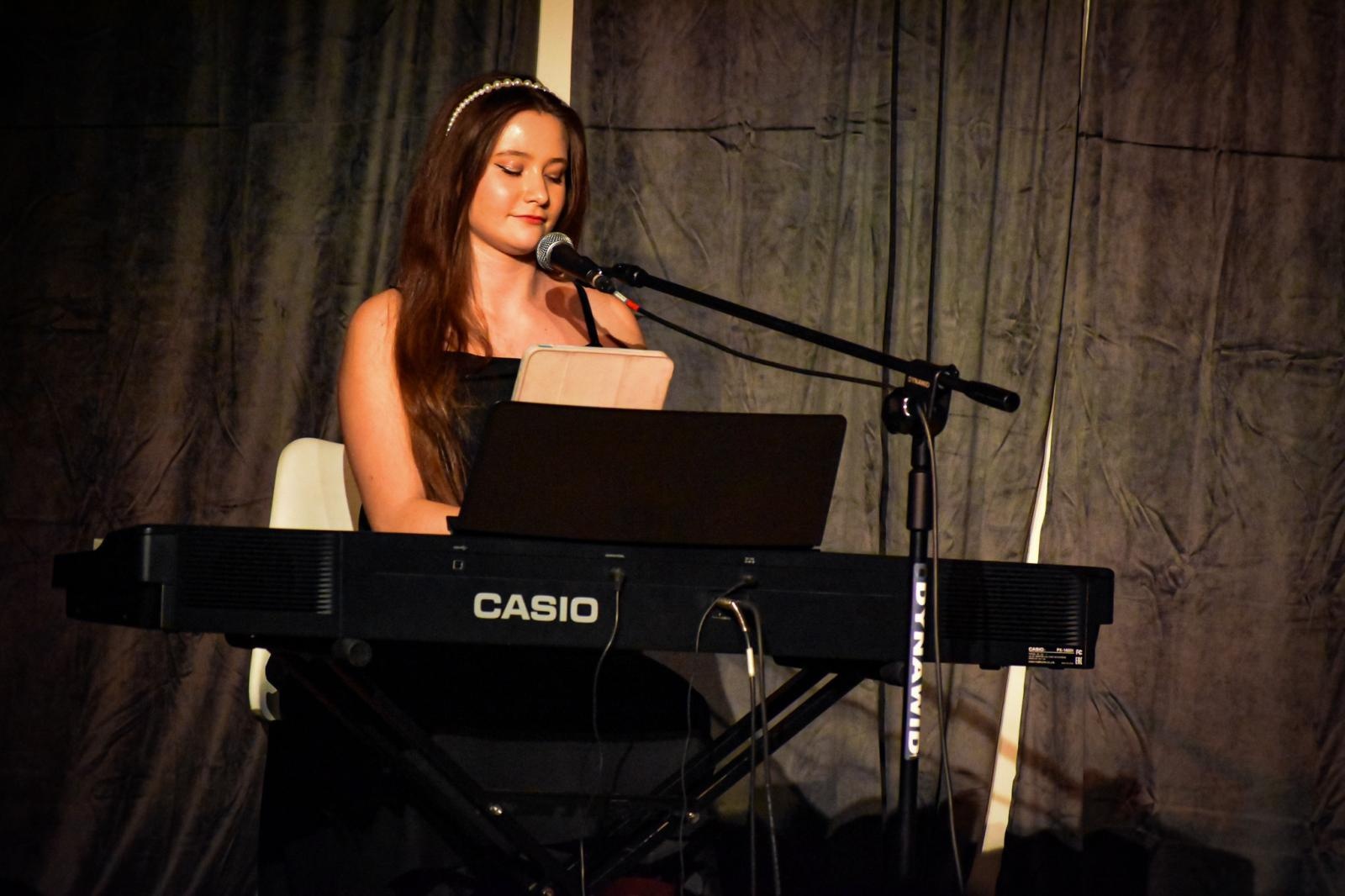 Zdjęcie w galerii na portalu naszraciborz.pl: Smooth Jazz Cafe i nuta historii na Zamku Piastowskim w Raciborzu wiadomości z regionu