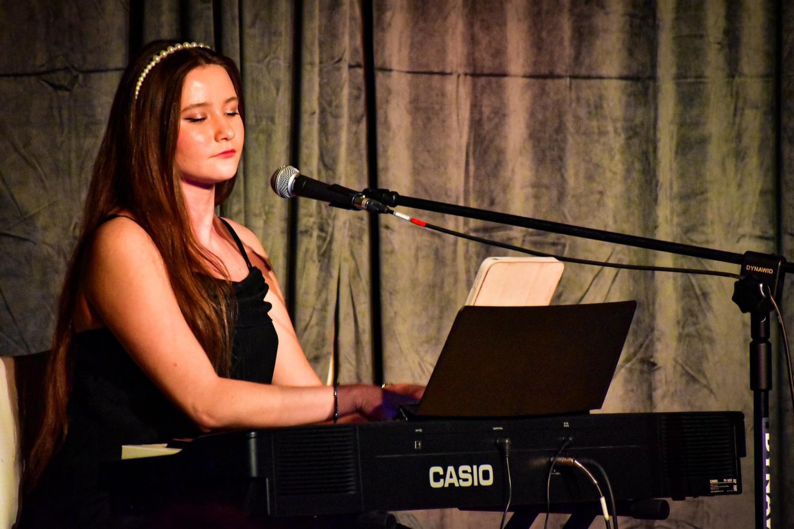 Zdjęcie w galerii na portalu naszraciborz.pl: Smooth Jazz Cafe i nuta historii na Zamku Piastowskim w Raciborzu wiadomości z regionu