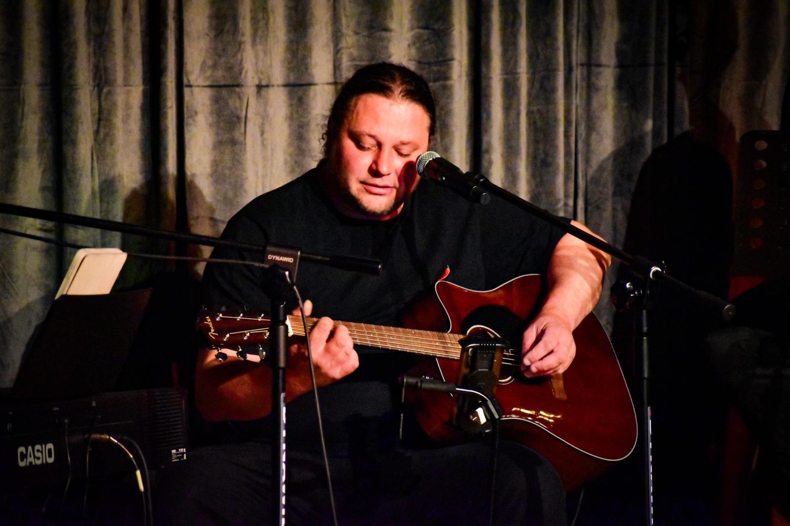 Zdjęcie w galerii na portalu naszraciborz.pl: Smooth Jazz Cafe i nuta historii na Zamku Piastowskim w Raciborzu wiadomości z regionu