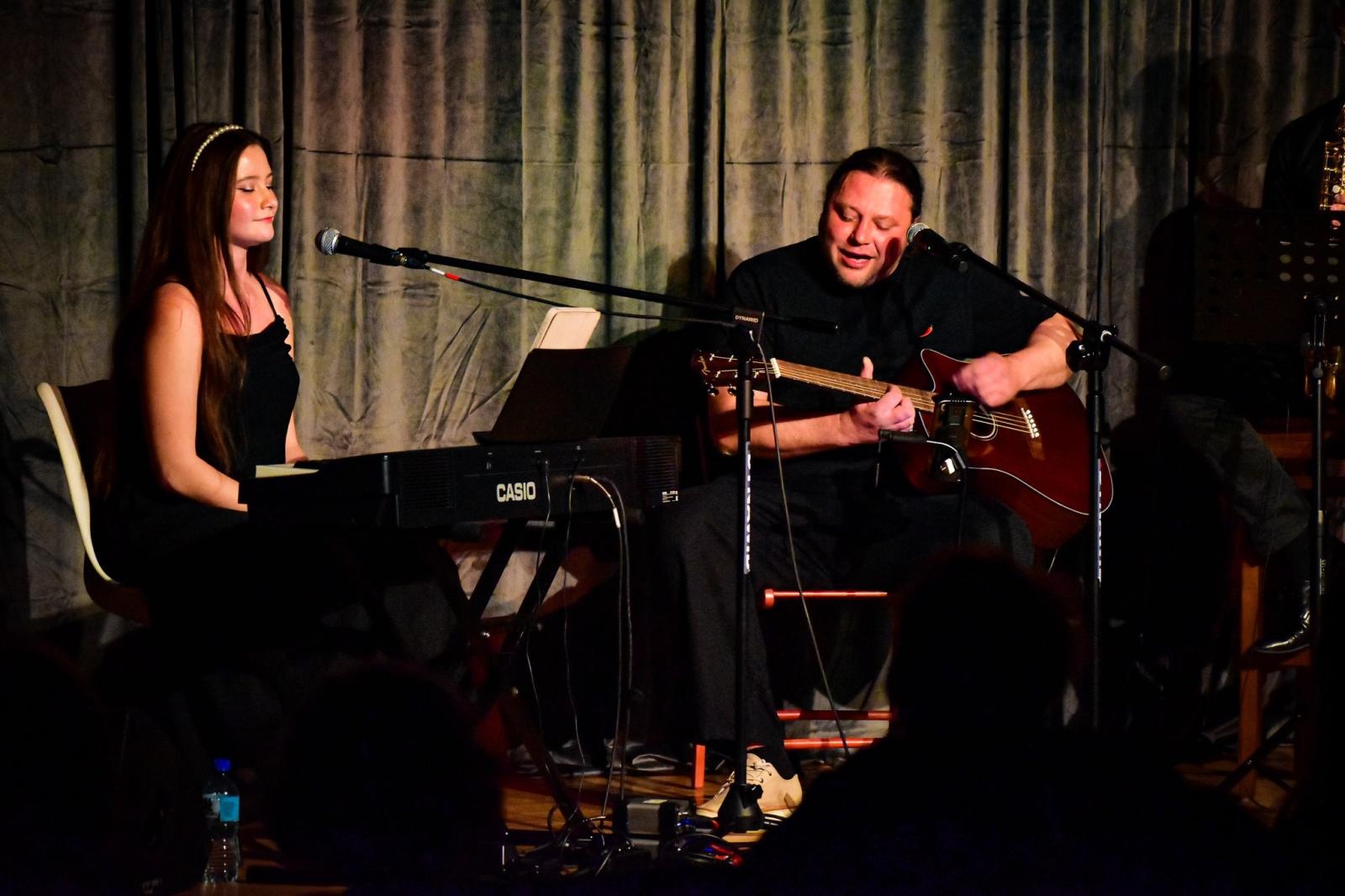 Zdjęcie w galerii na portalu naszraciborz.pl: Smooth Jazz Cafe i nuta historii na Zamku Piastowskim w Raciborzu wiadomości z regionu