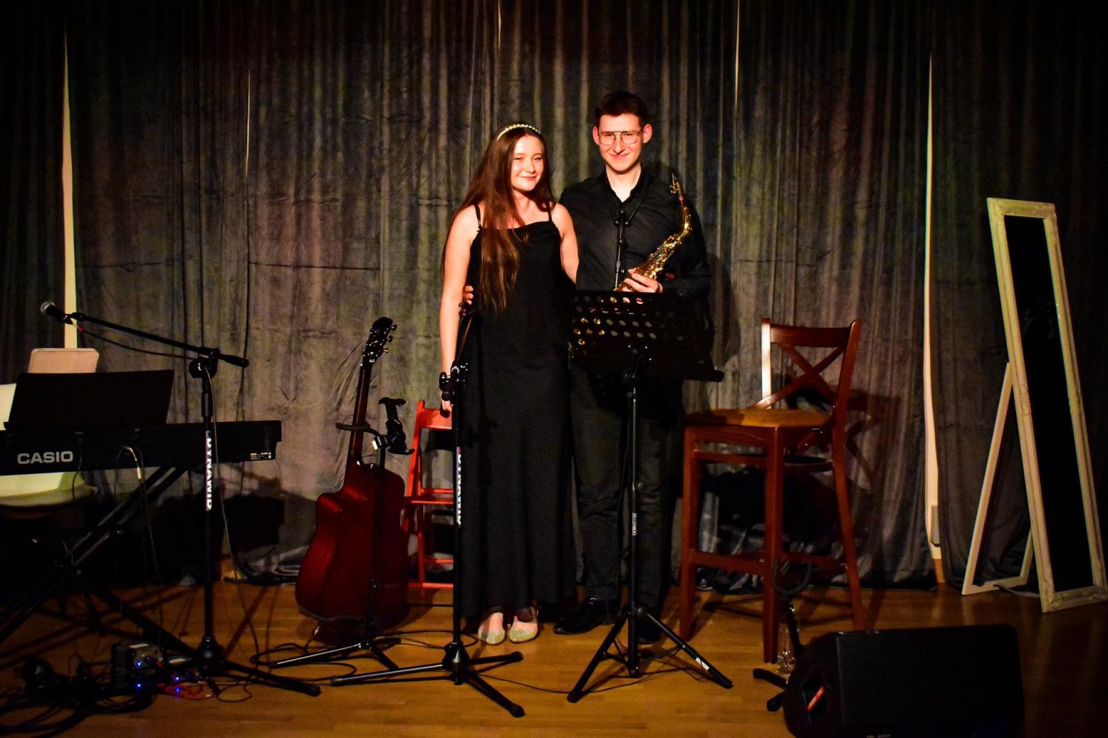 Zdjęcie w galerii na portalu naszraciborz.pl: Smooth Jazz Cafe i nuta historii na Zamku Piastowskim w Raciborzu wiadomości z regionu