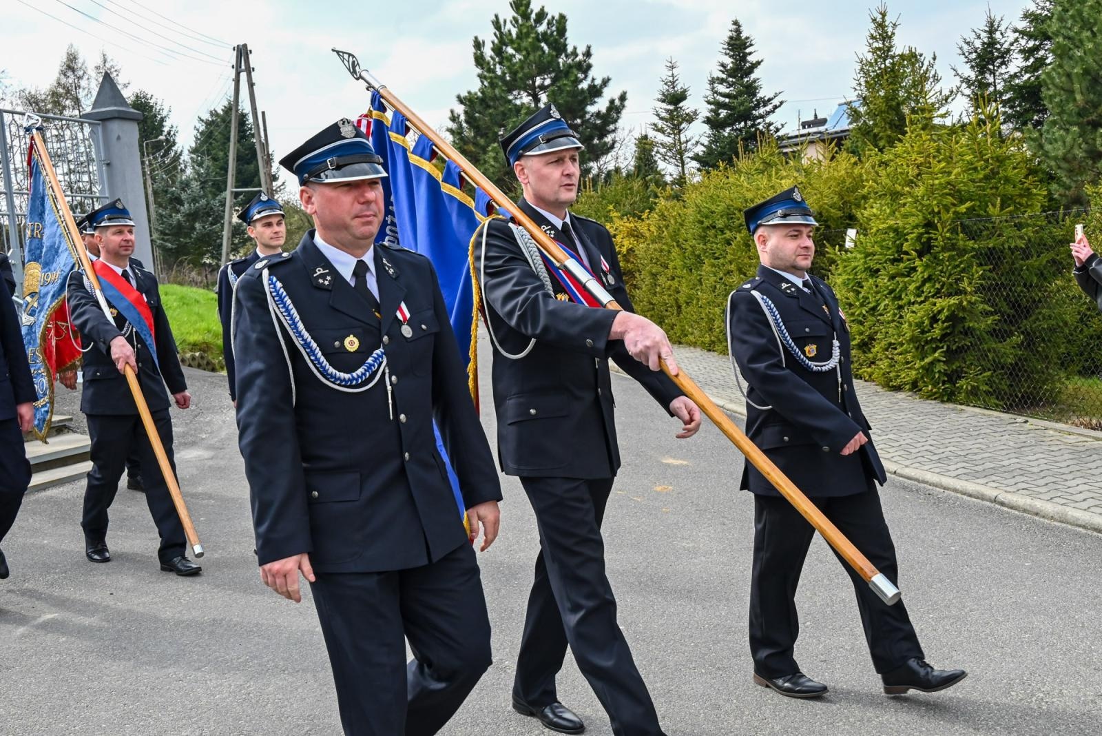 Zdjęcie w galerii na portalu naszraciborz.pl: Nowy mercedes dla OSP Owsiszcze. Uroczyste przekazanie kluczyków do nowego wozu wiadomości z regionu