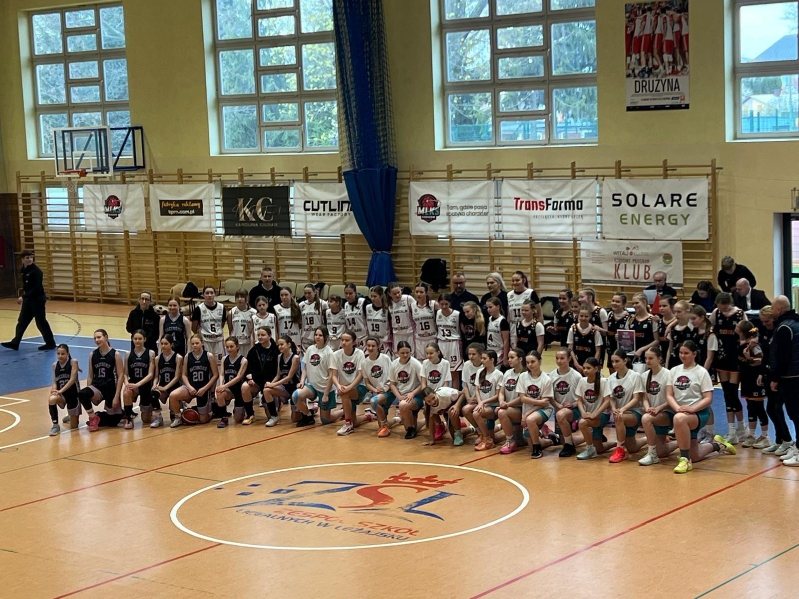 Zdjęcie w galerii na portalu naszraciborz.pl: Historyczny sukces koszykarek z Raciborza! MiniBasketball w półfinale Mistrzostw Polski wiadomości z regionu