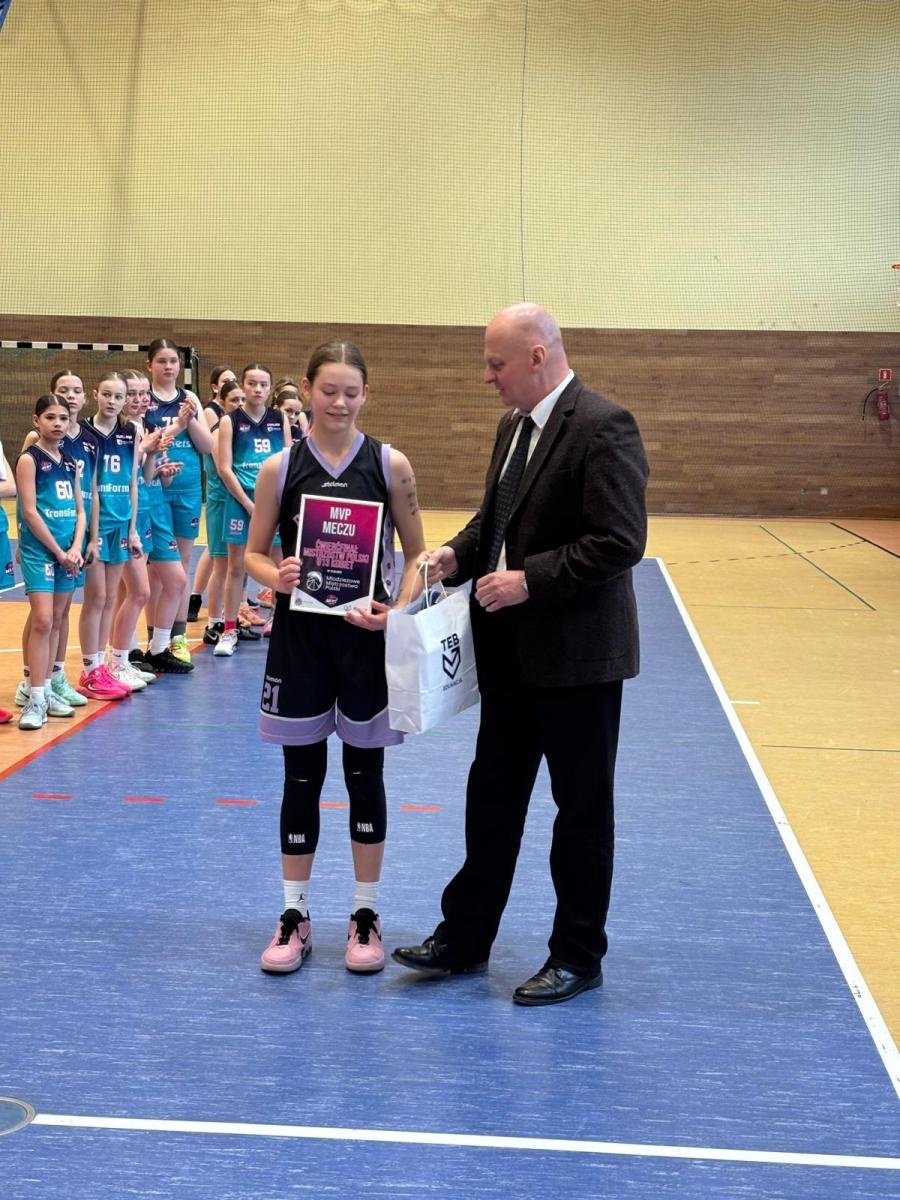Zdjęcie w galerii na portalu naszraciborz.pl: Historyczny sukces koszykarek z Raciborza! MiniBasketball w półfinale Mistrzostw Polski wiadomości z regionu