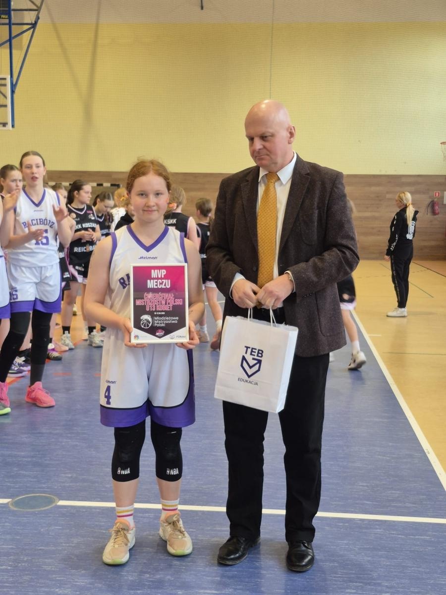 Zdjęcie w galerii na portalu naszraciborz.pl: Historyczny sukces koszykarek z Raciborza! MiniBasketball w półfinale Mistrzostw Polski wiadomości z regionu