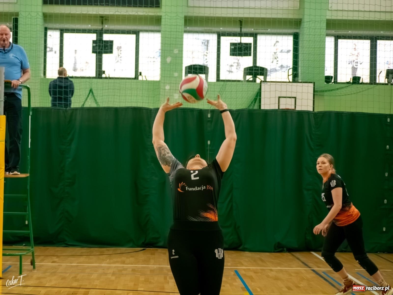 Zdjęcie w galerii na portalu naszraciborz.pl: Puchar Ligi Kobiet. Mecze pełne emocji w hali przy ul. Łąkowej [FOTO] wiadomości z regionu