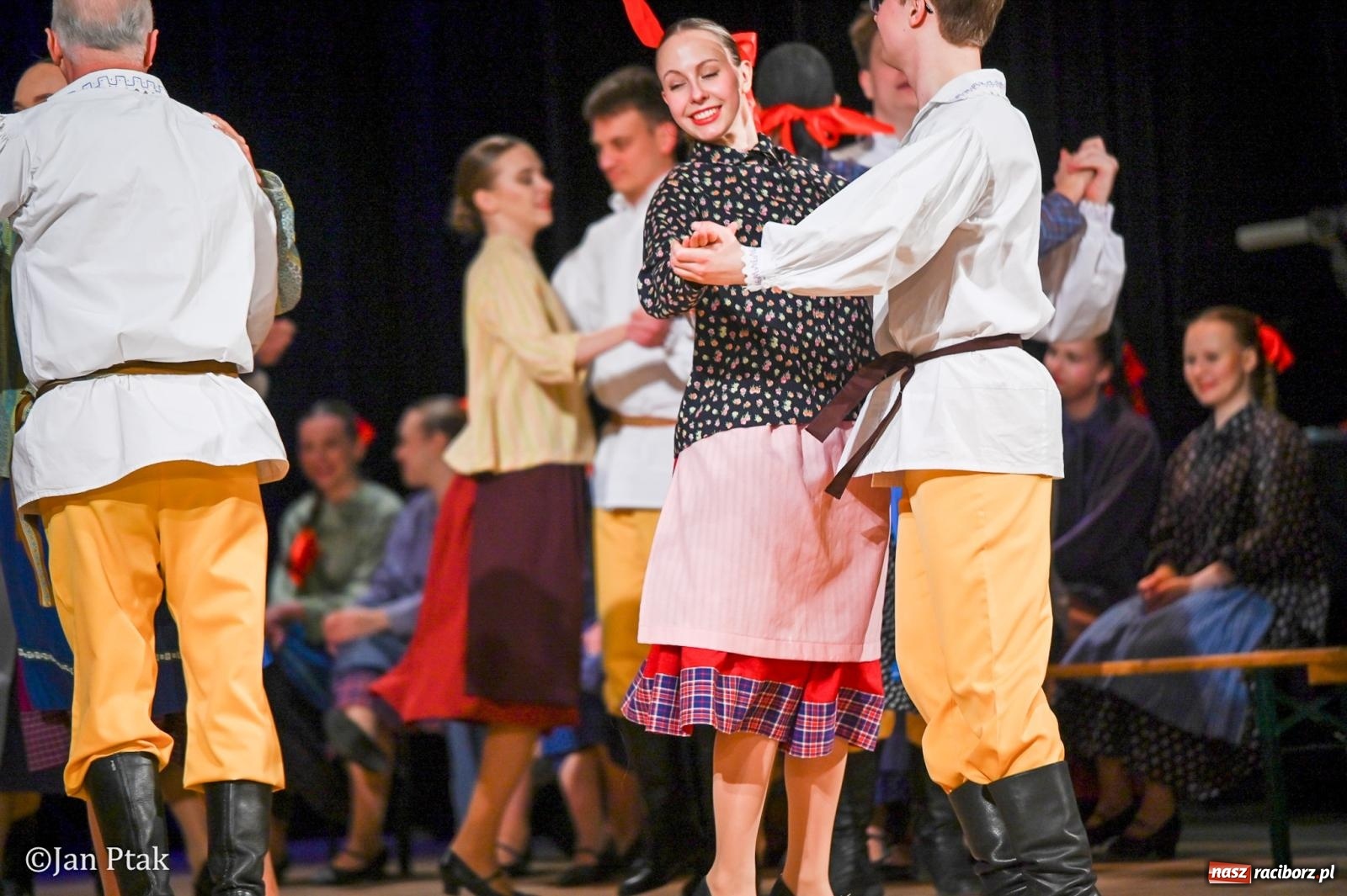 Zdjęcie w galerii na portalu naszraciborz.pl: Wesele Śląskie przyciągnęło tłumy do RCK [FOTO] wiadomości z regionu