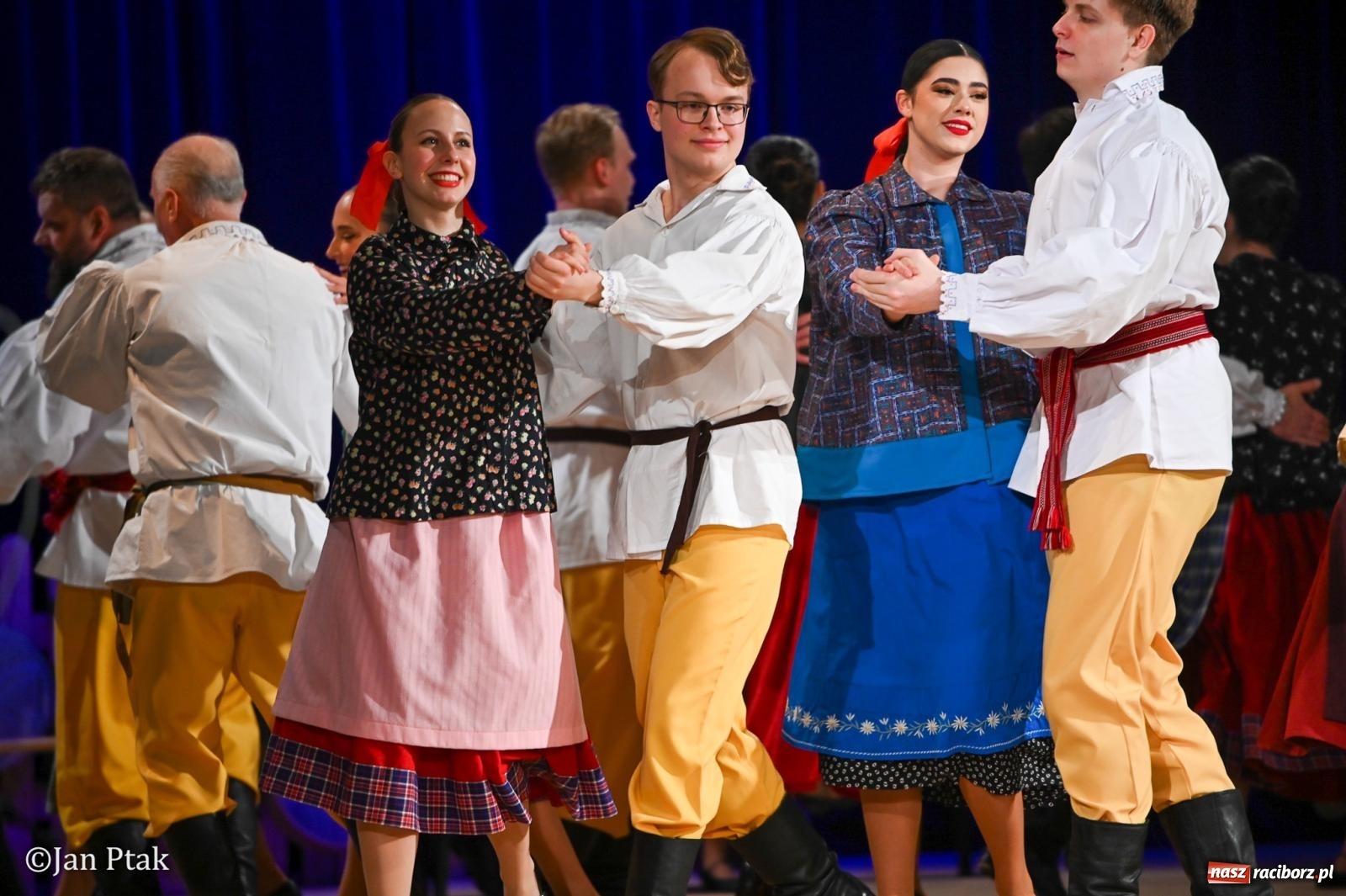 Zdjęcie w galerii na portalu naszraciborz.pl: Wesele Śląskie przyciągnęło tłumy do RCK [FOTO] wiadomości z regionu