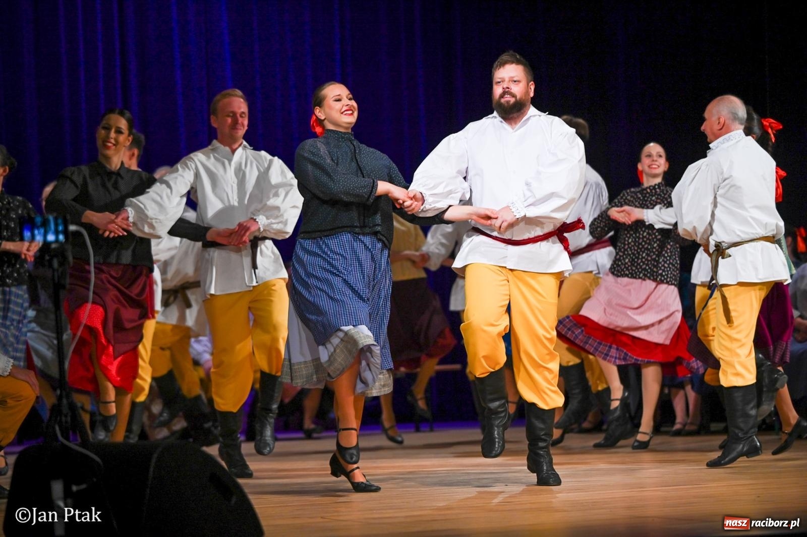 Zdjęcie w galerii na portalu naszraciborz.pl: Wesele Śląskie przyciągnęło tłumy do RCK [FOTO] wiadomości z regionu