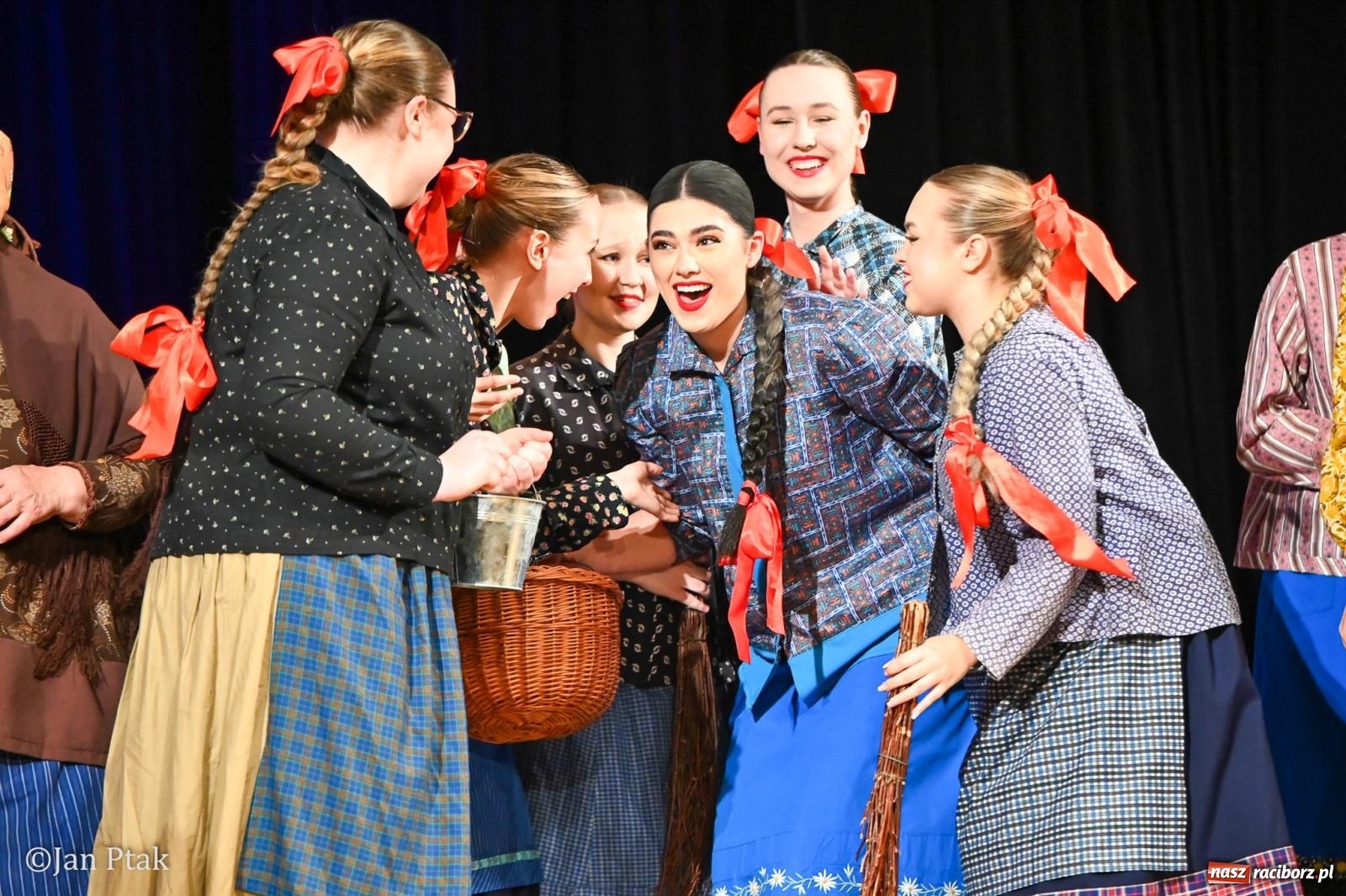 Zdjęcie w galerii na portalu naszraciborz.pl: Wesele Śląskie przyciągnęło tłumy do RCK [FOTO] wiadomości z regionu