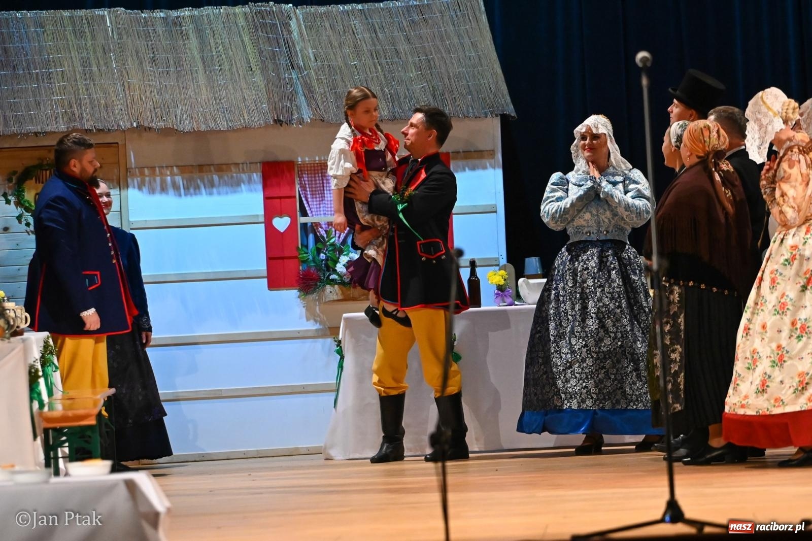 Zdjęcie w galerii na portalu naszraciborz.pl: Wesele Śląskie przyciągnęło tłumy do RCK [FOTO] wiadomości z regionu
