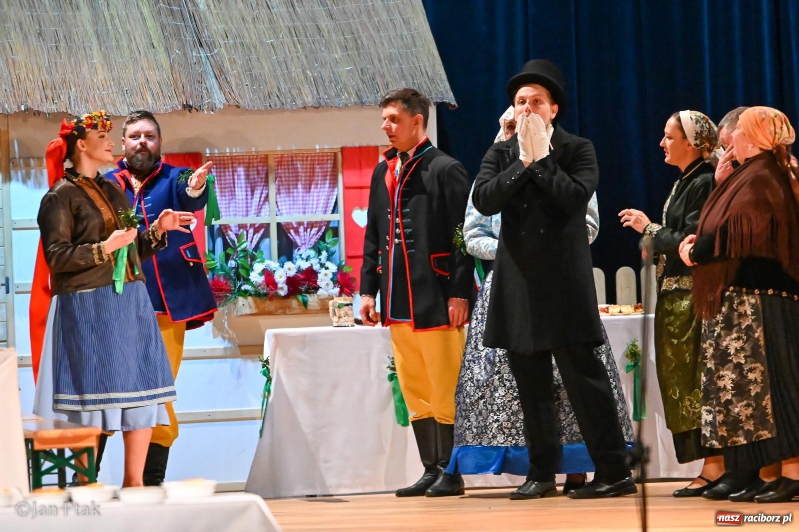 Zdjęcie w galerii na portalu naszraciborz.pl: Wesele Śląskie przyciągnęło tłumy do RCK [FOTO] wiadomości z regionu