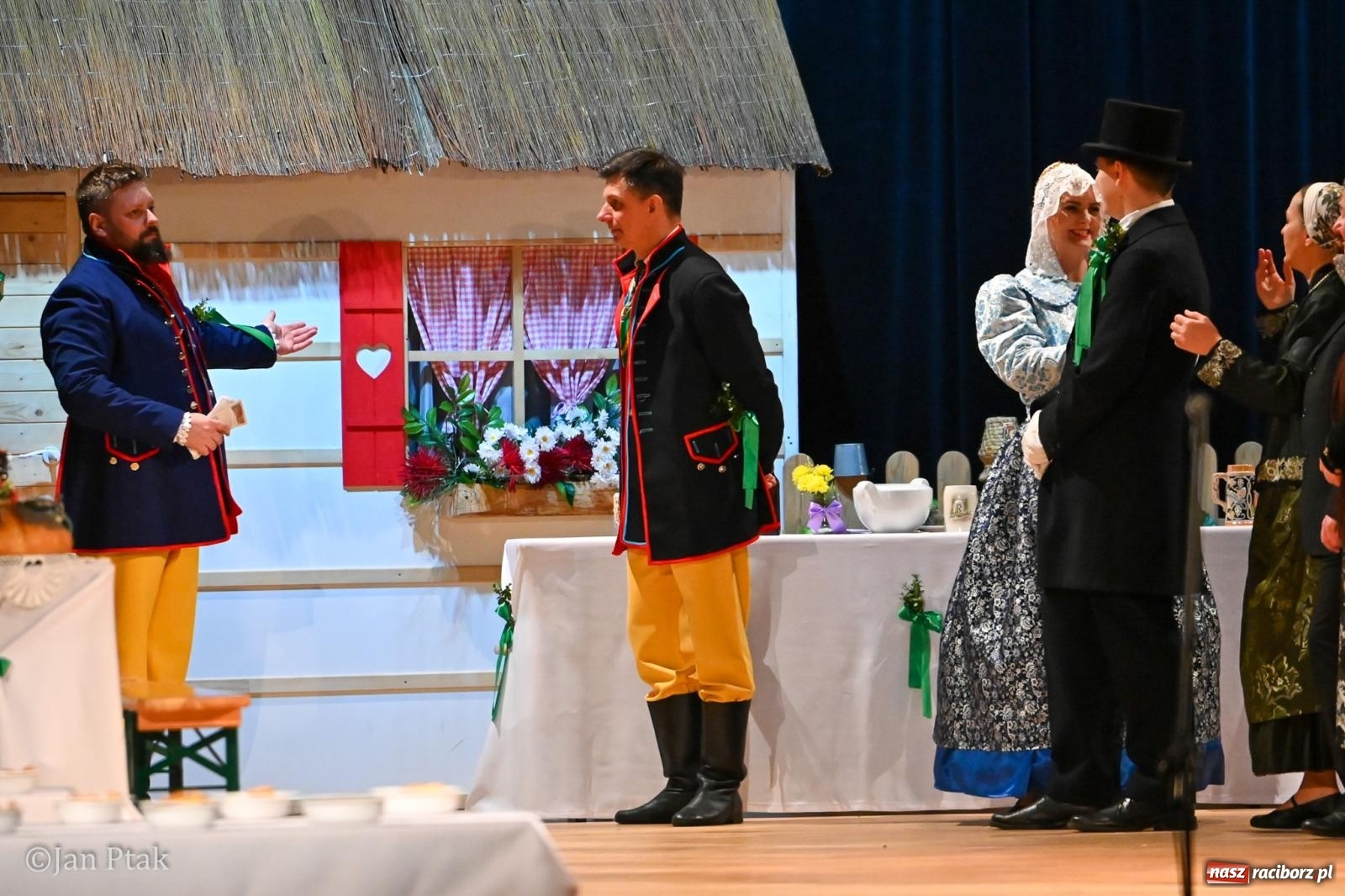 Zdjęcie w galerii na portalu naszraciborz.pl: Wesele Śląskie przyciągnęło tłumy do RCK [FOTO] wiadomości z regionu