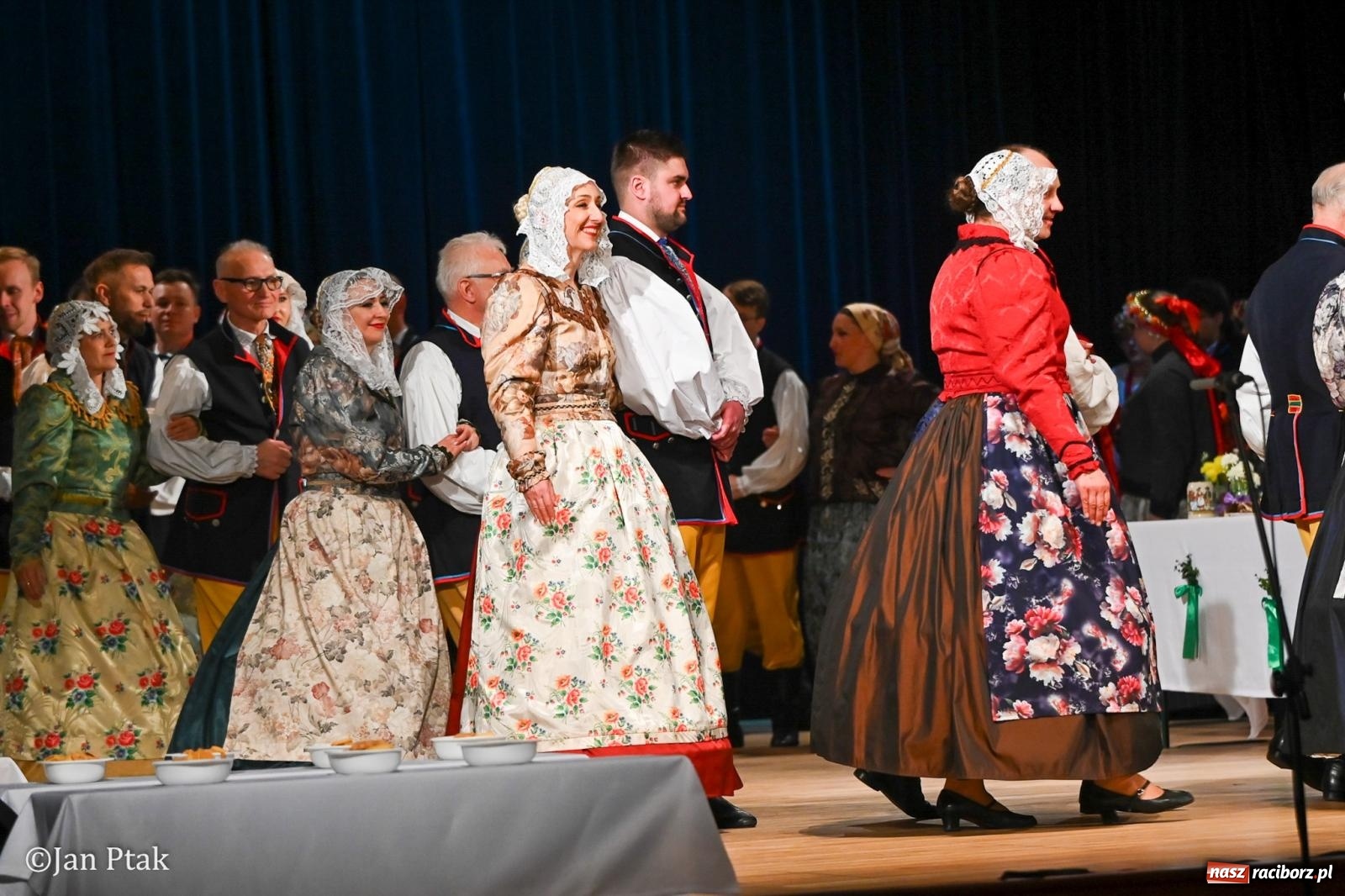 Zdjęcie w galerii na portalu naszraciborz.pl: Wesele Śląskie przyciągnęło tłumy do RCK [FOTO] wiadomości z regionu
