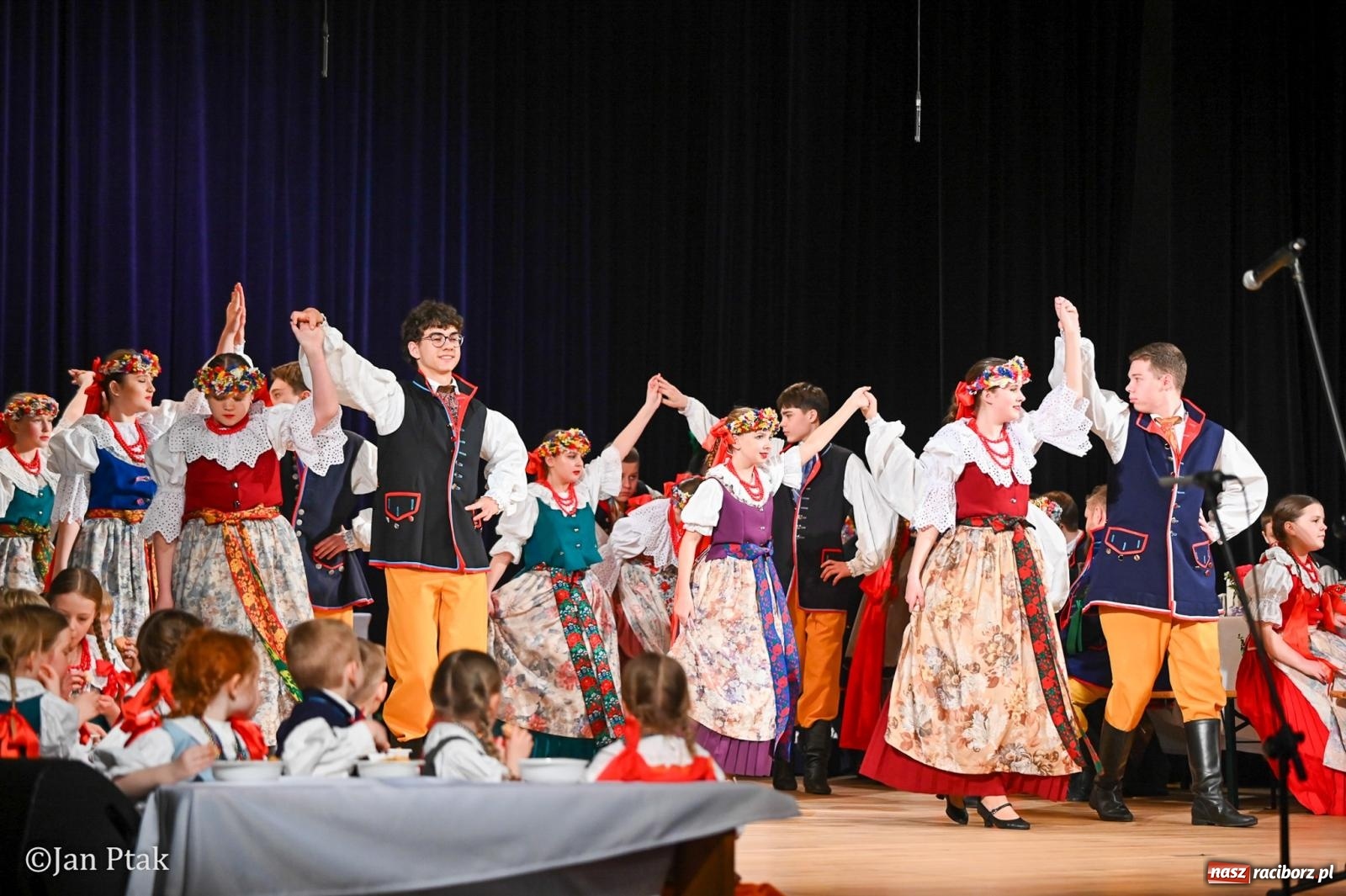 Zdjęcie w galerii na portalu naszraciborz.pl: Wesele Śląskie przyciągnęło tłumy do RCK [FOTO] wiadomości z regionu