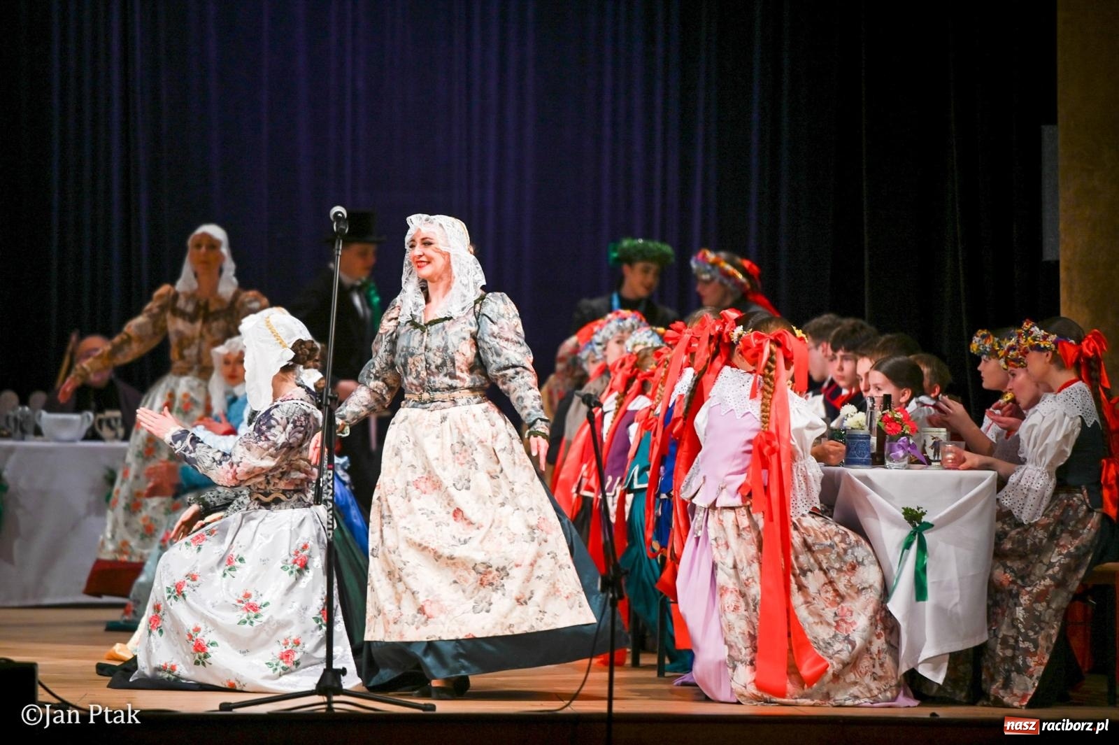 Zdjęcie w galerii na portalu naszraciborz.pl: Wesele Śląskie przyciągnęło tłumy do RCK [FOTO] wiadomości z regionu