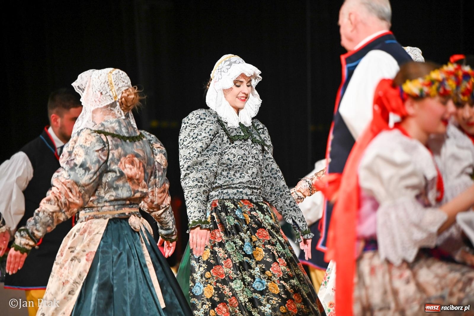 Zdjęcie w galerii na portalu naszraciborz.pl: Wesele Śląskie przyciągnęło tłumy do RCK [FOTO] wiadomości z regionu