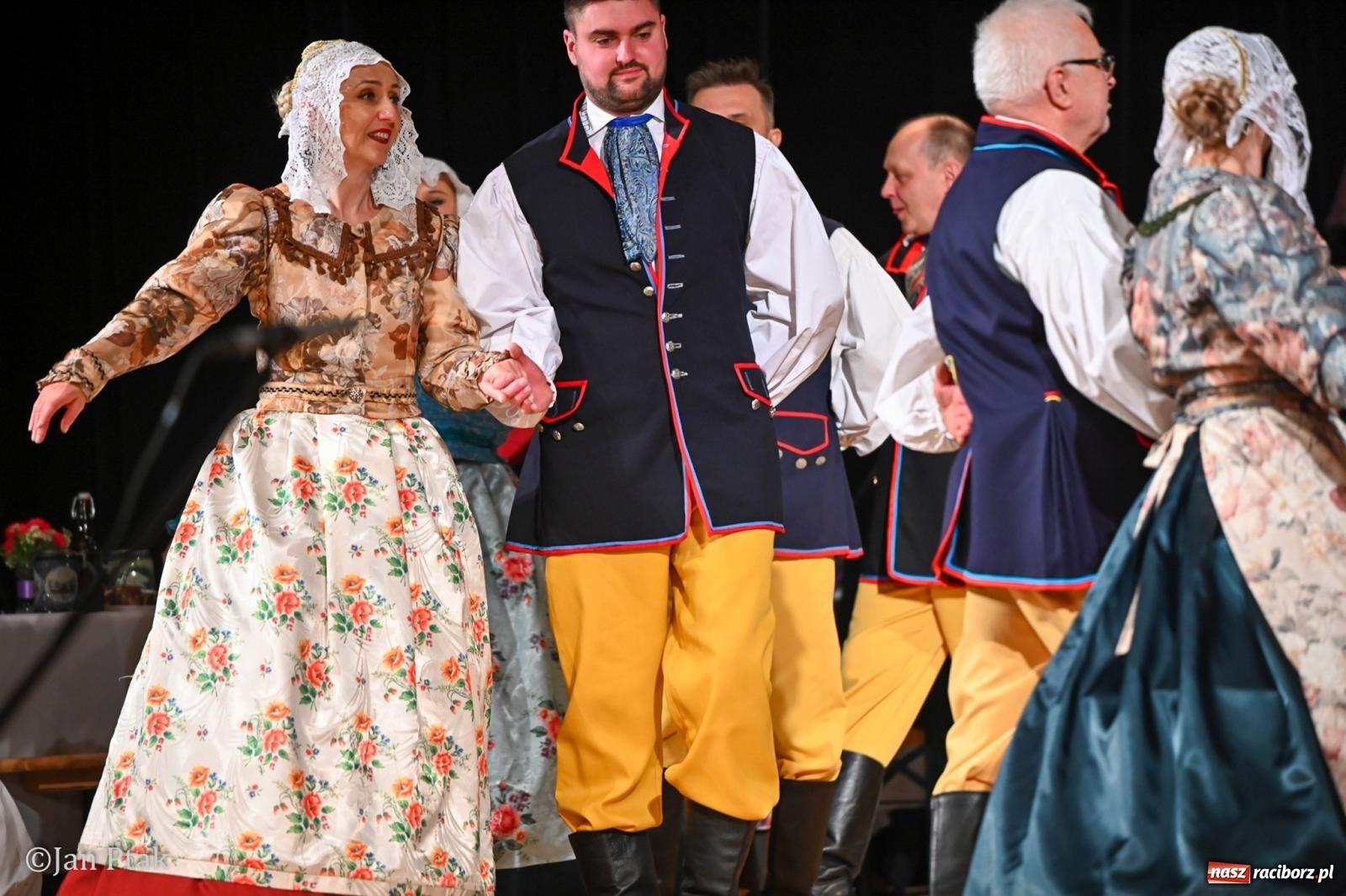 Zdjęcie w galerii na portalu naszraciborz.pl: Wesele Śląskie przyciągnęło tłumy do RCK [FOTO] wiadomości z regionu