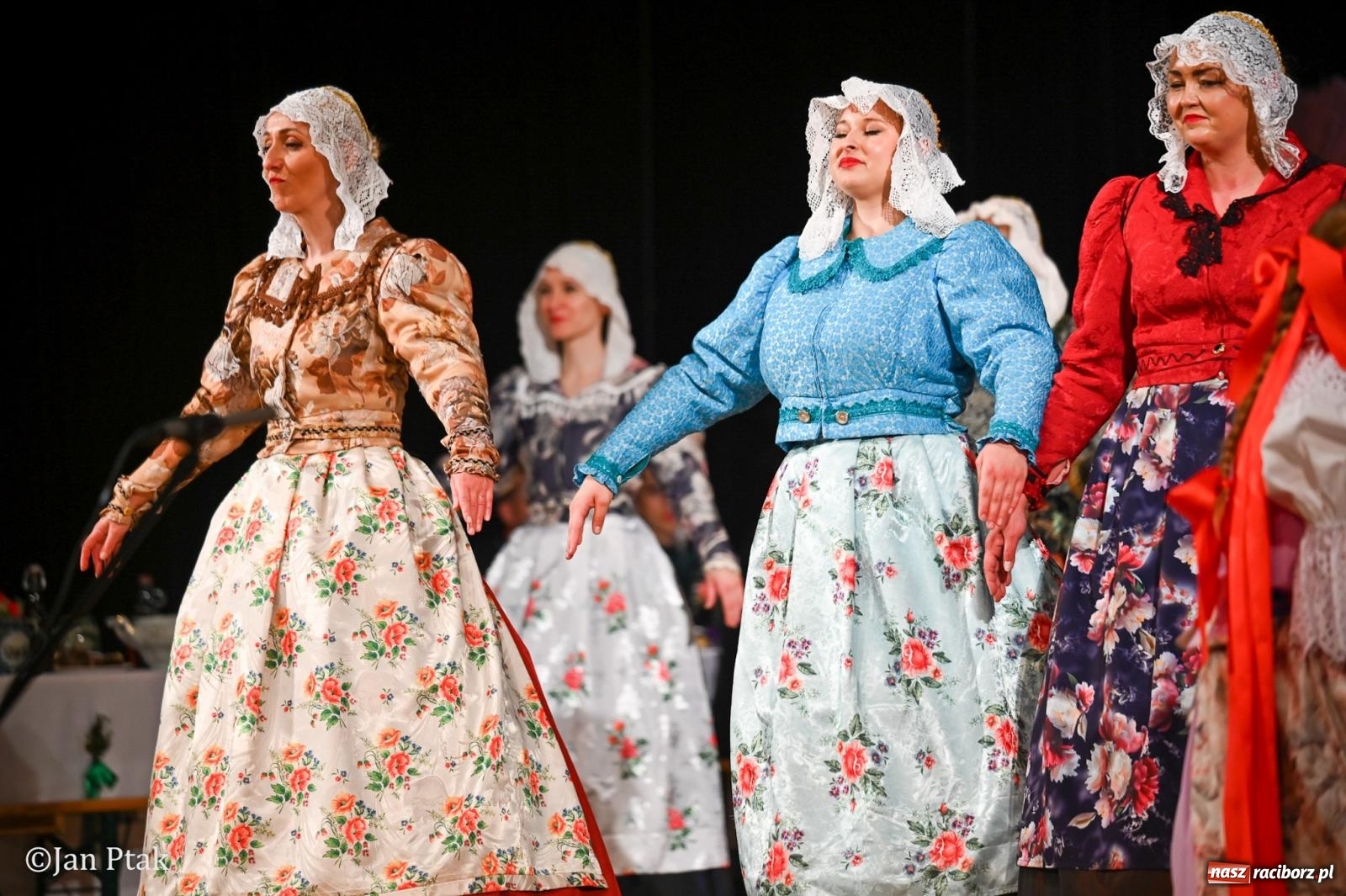 Zdjęcie w galerii na portalu naszraciborz.pl: Wesele Śląskie przyciągnęło tłumy do RCK [FOTO] wiadomości z regionu