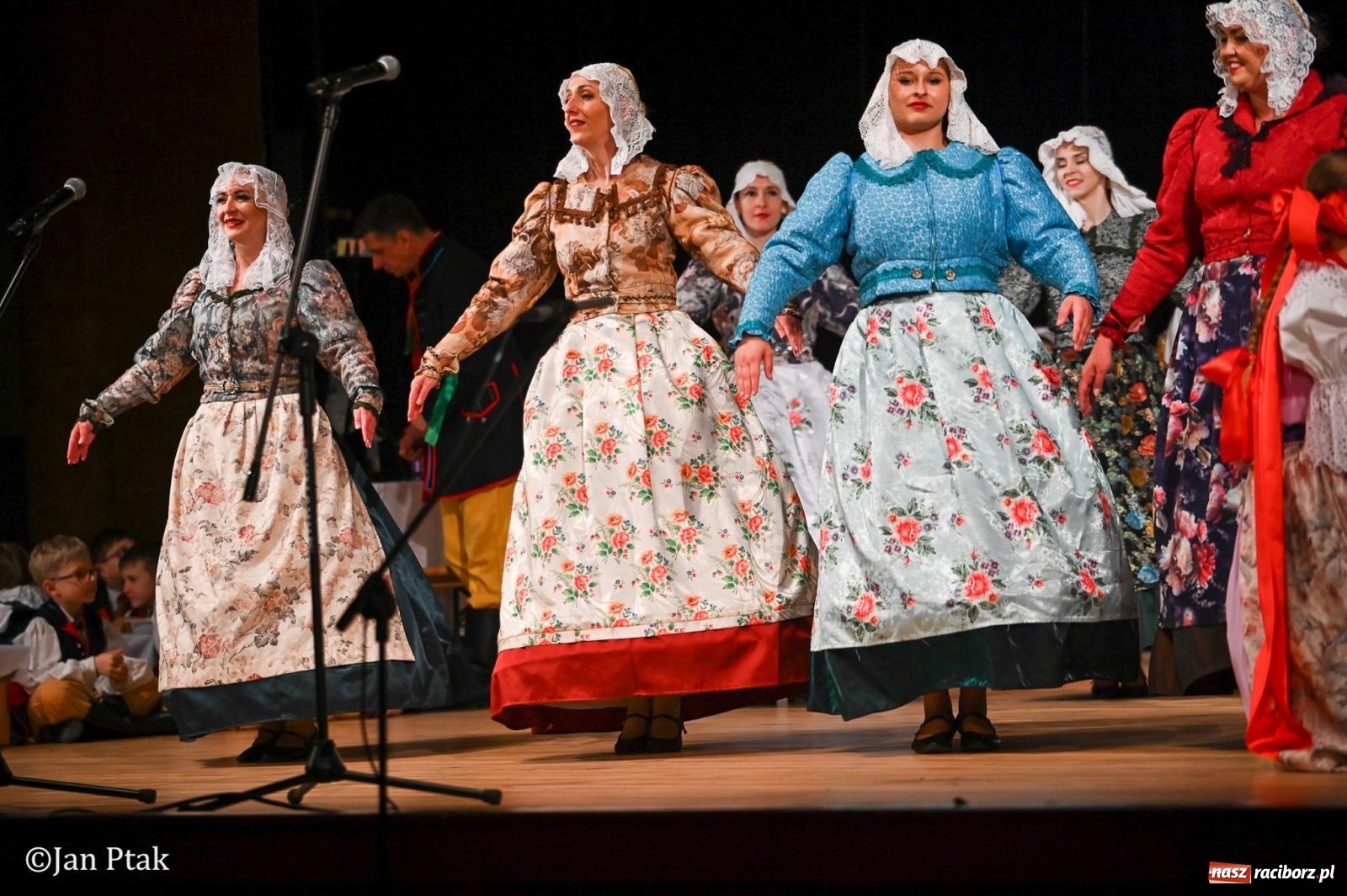 Zdjęcie w galerii na portalu naszraciborz.pl: Wesele Śląskie przyciągnęło tłumy do RCK [FOTO] wiadomości z regionu