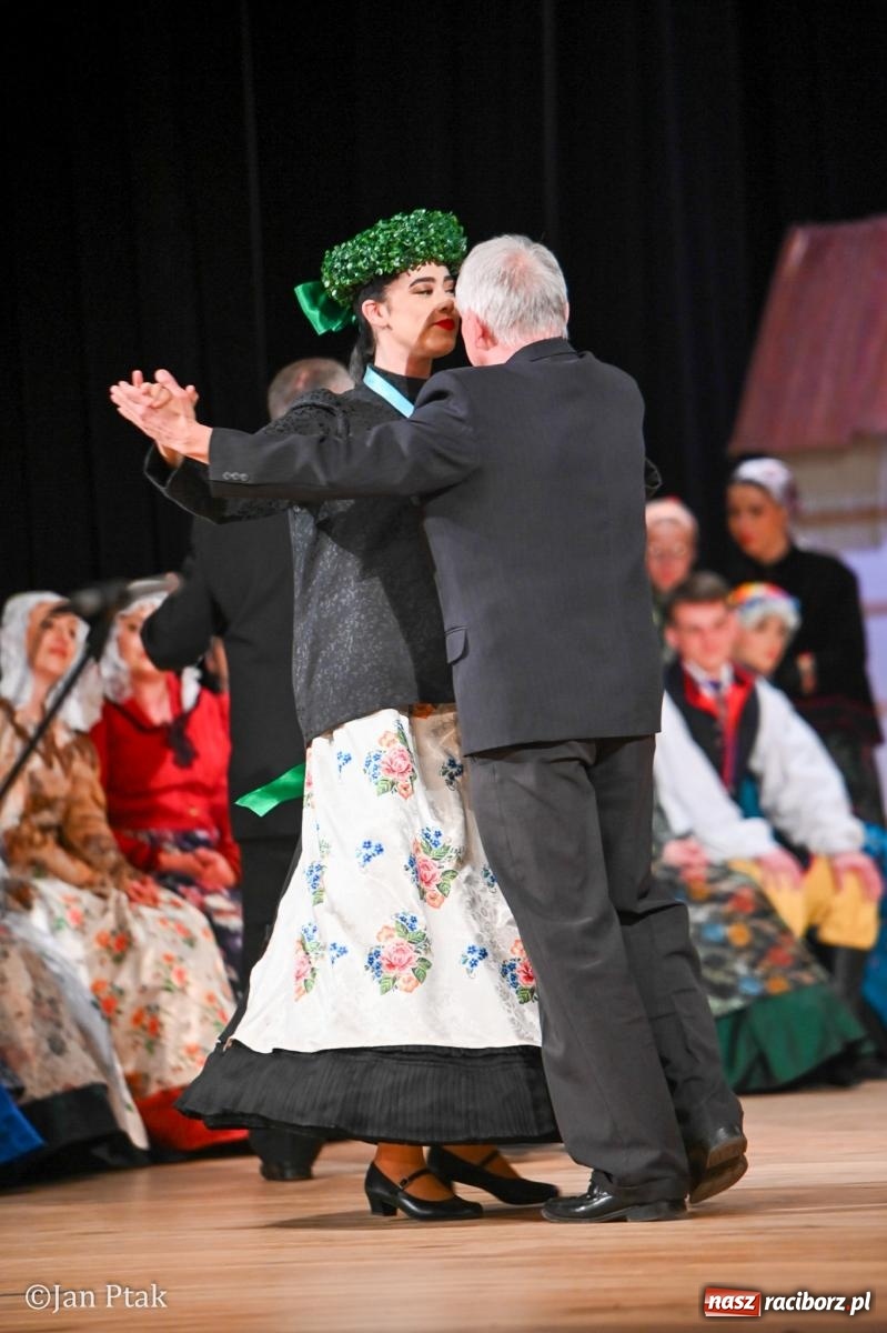 Zdjęcie w galerii na portalu naszraciborz.pl: Wesele Śląskie przyciągnęło tłumy do RCK [FOTO] wiadomości z regionu